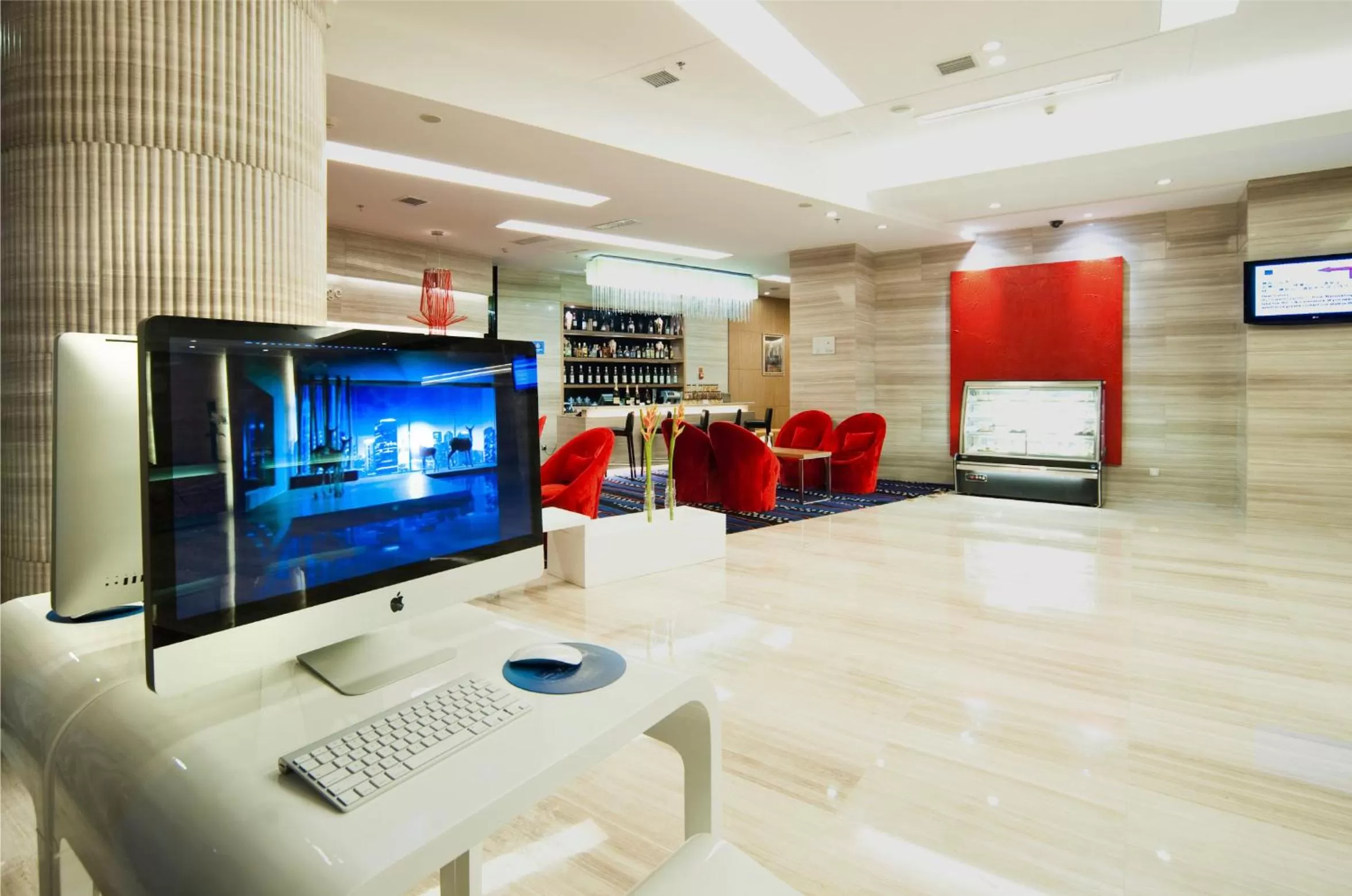Communal lounge/ TV room in Novotel Guiyang Downtown