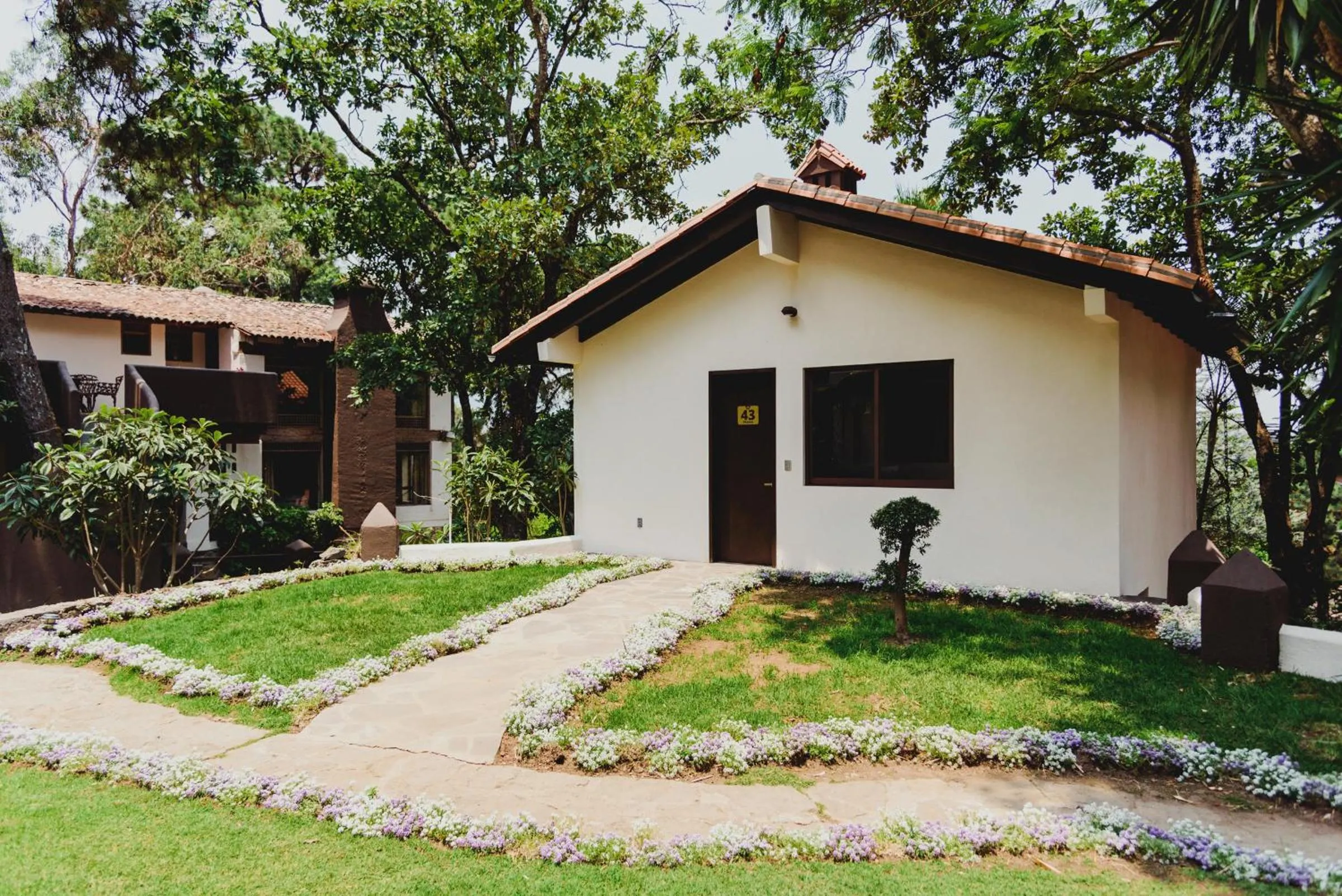 Garden view in Loto Azul Resort & Spa