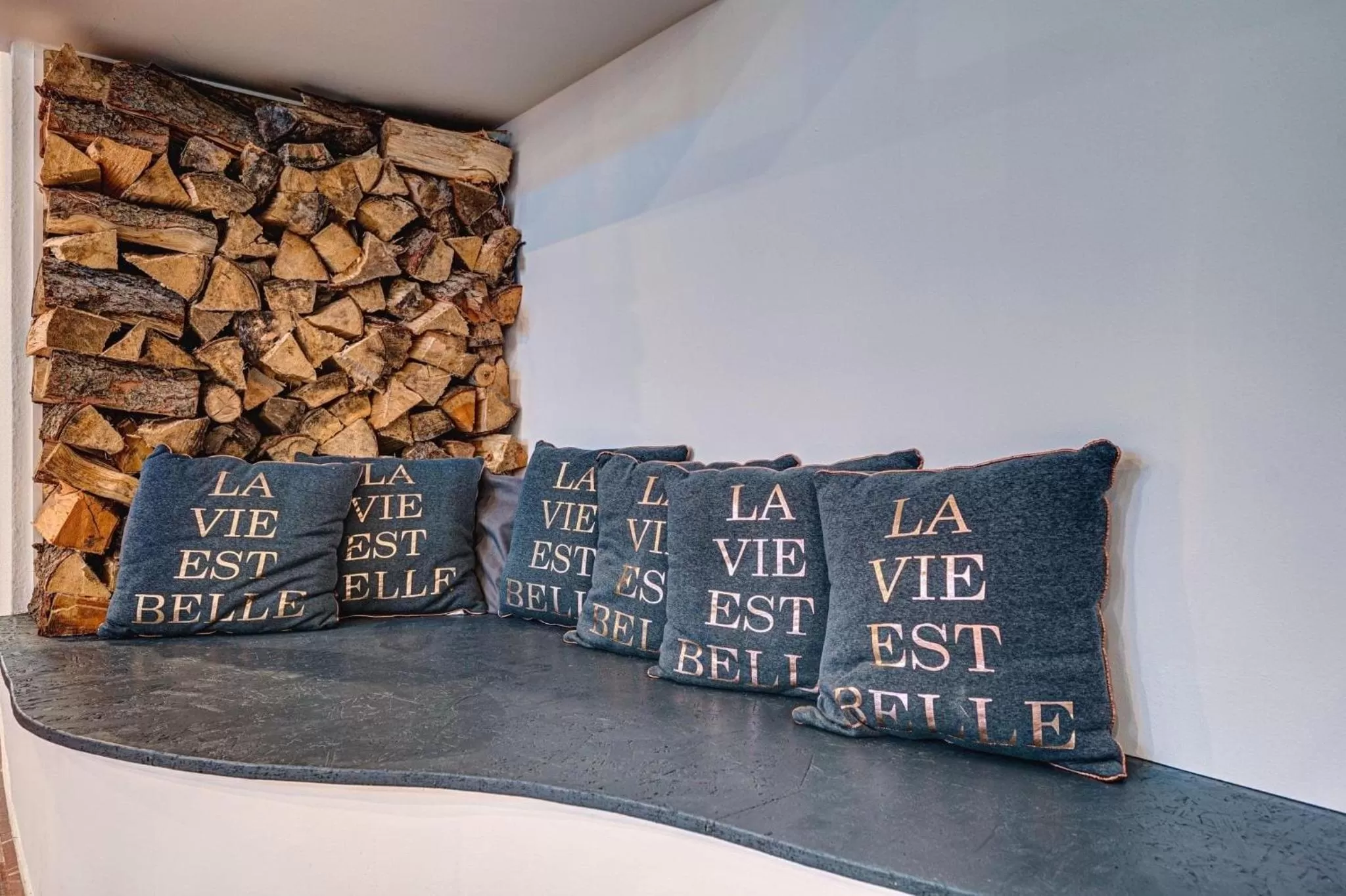 Communal lounge/ TV room in Hotel Stadt Mühlhausen