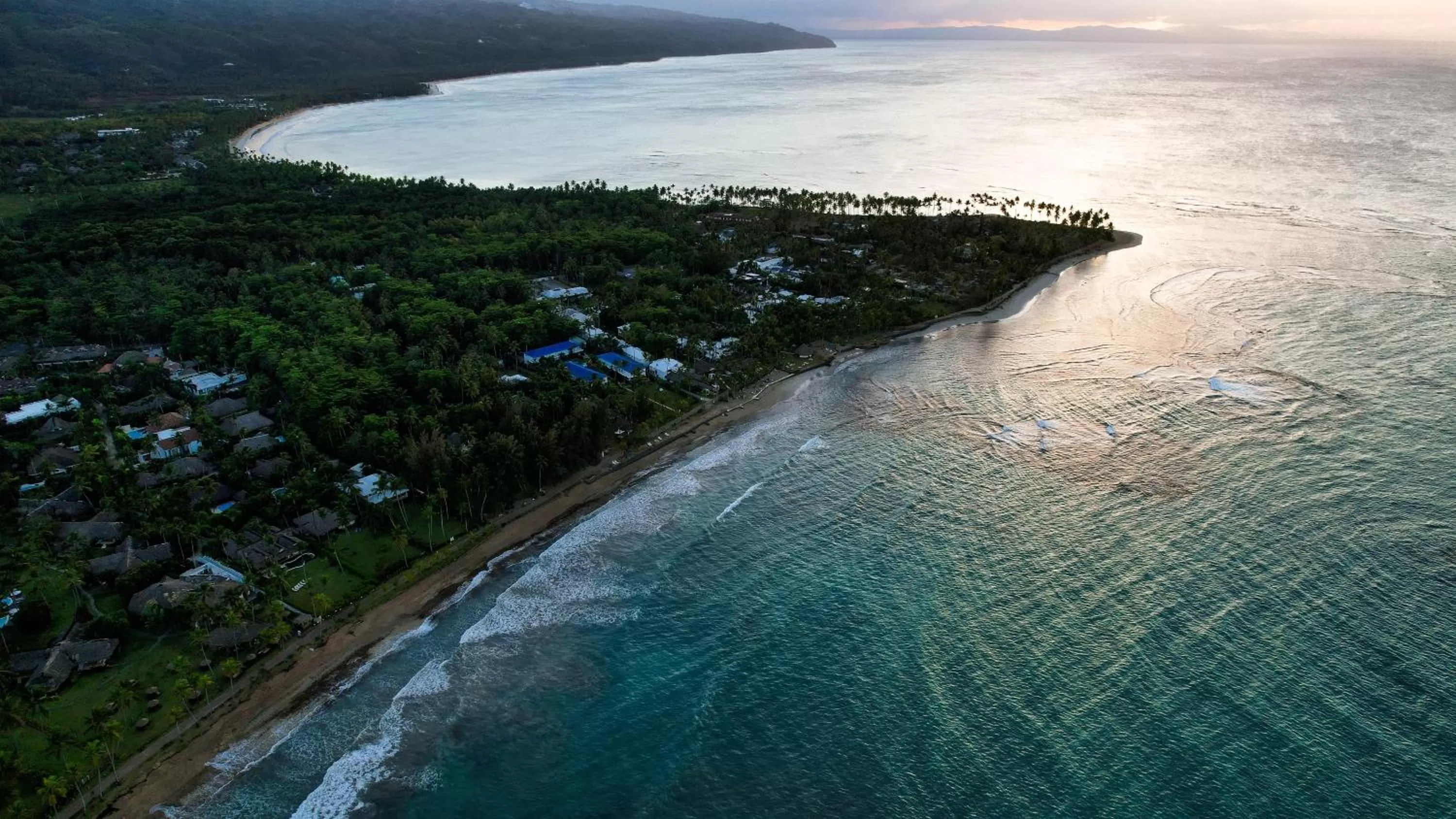 Beach, Bird's-eye View in Casa Grande Hotel Restaurant