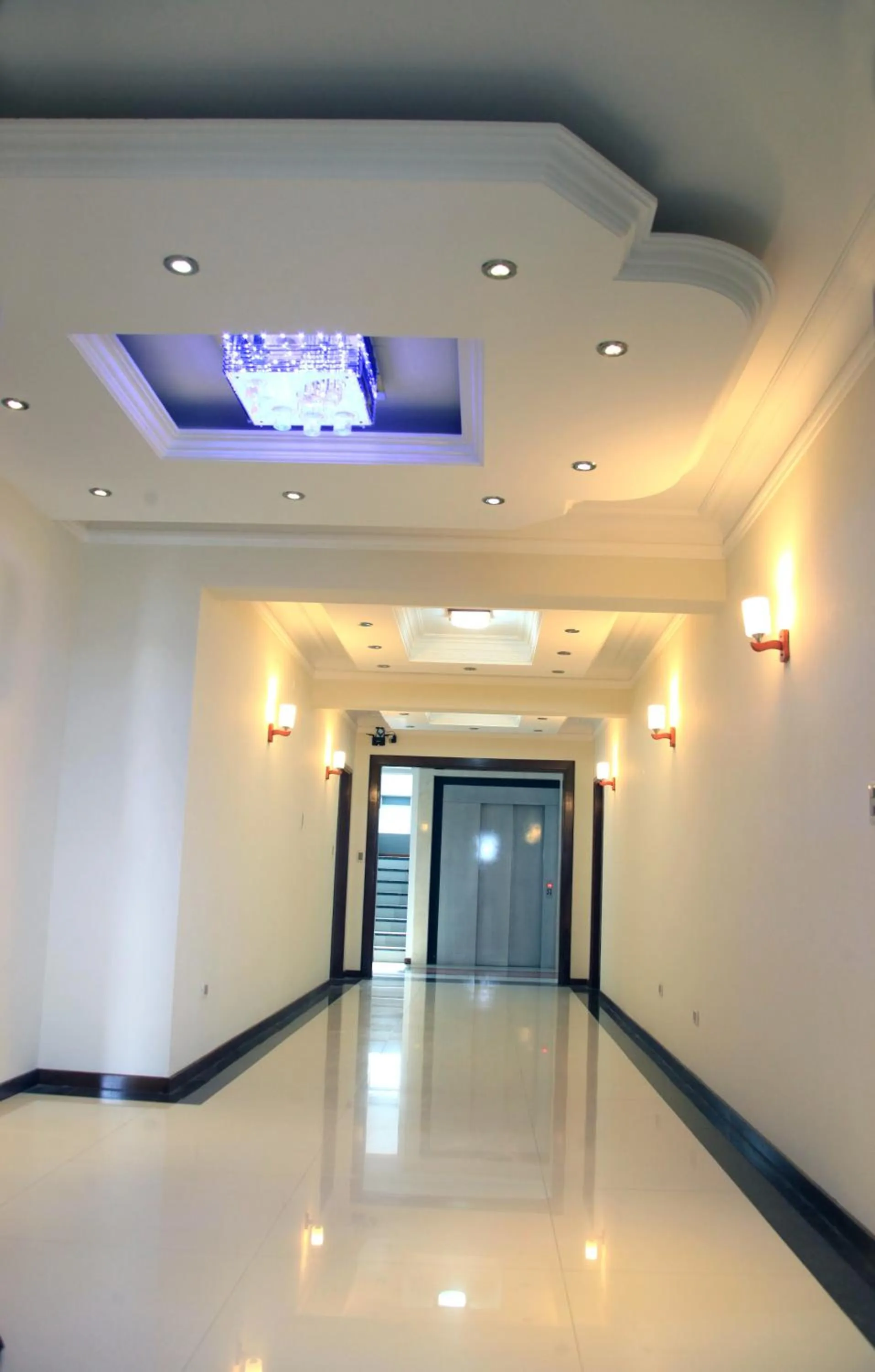 Decorative detail in Prince Hotel