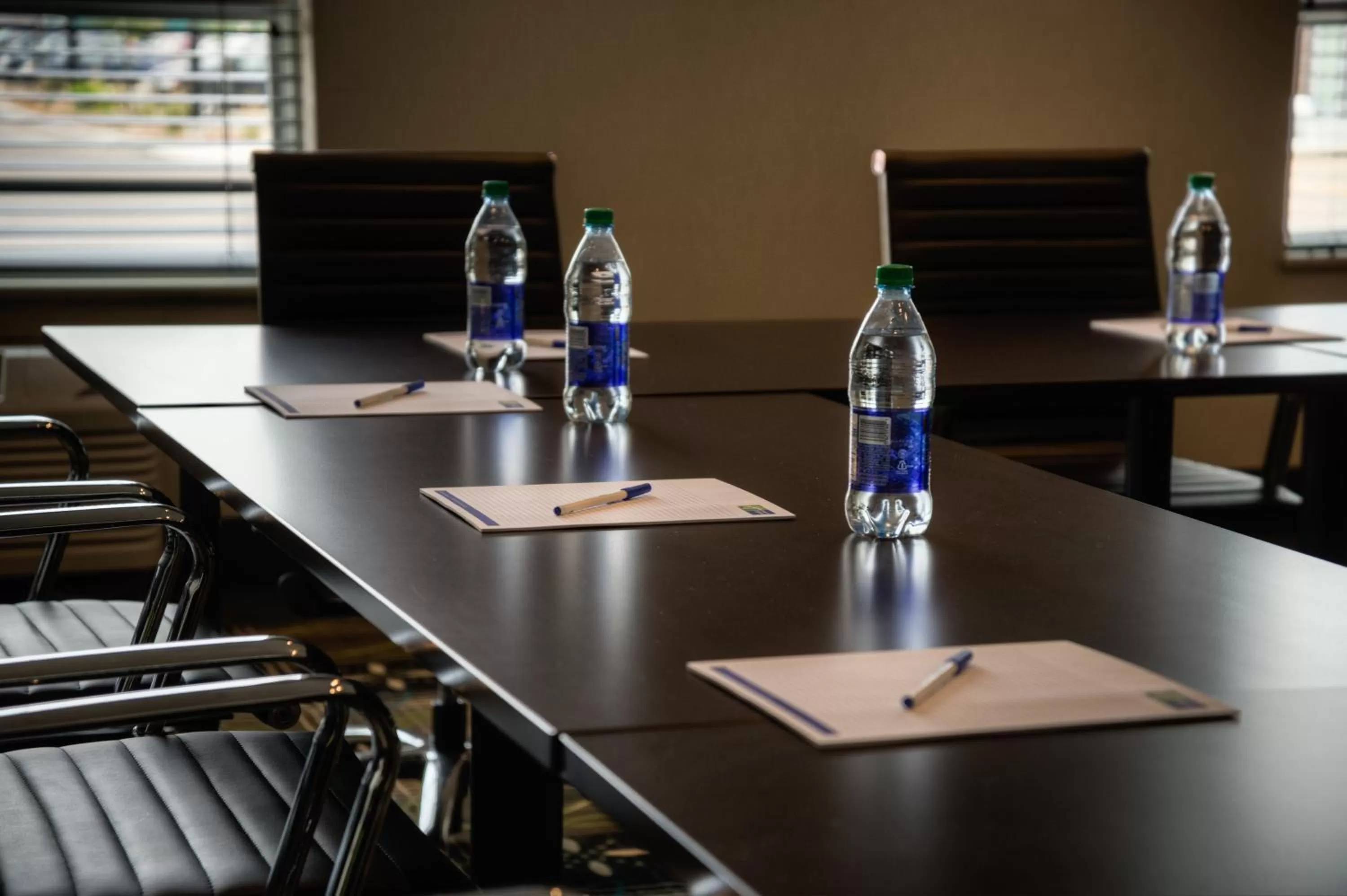 Meeting/conference room in Holiday Inn Express & Suites Spruce Grove - Stony Plain by IHG