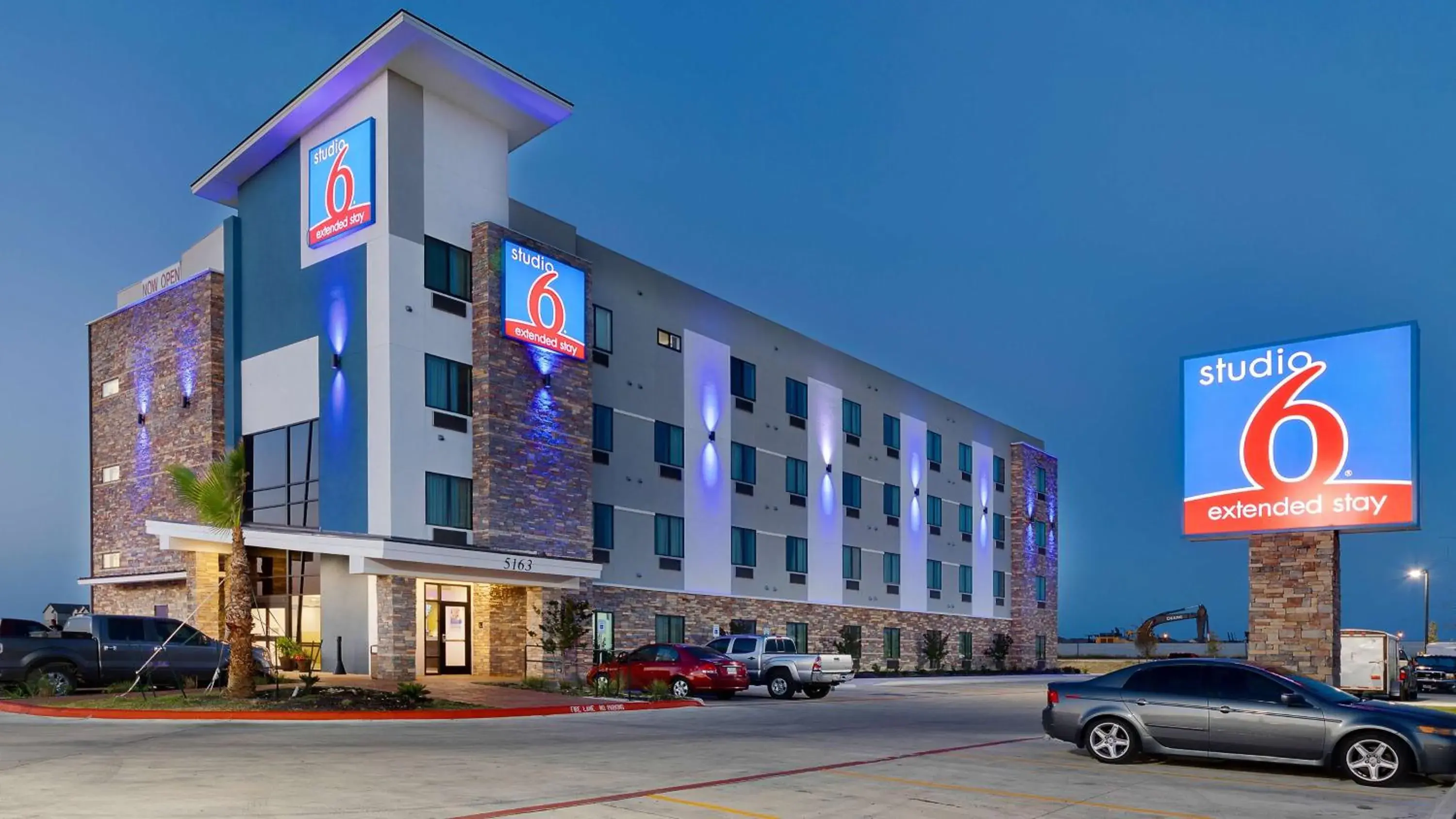 Studio 6-Buda, TX Studio 6-Buda, TX