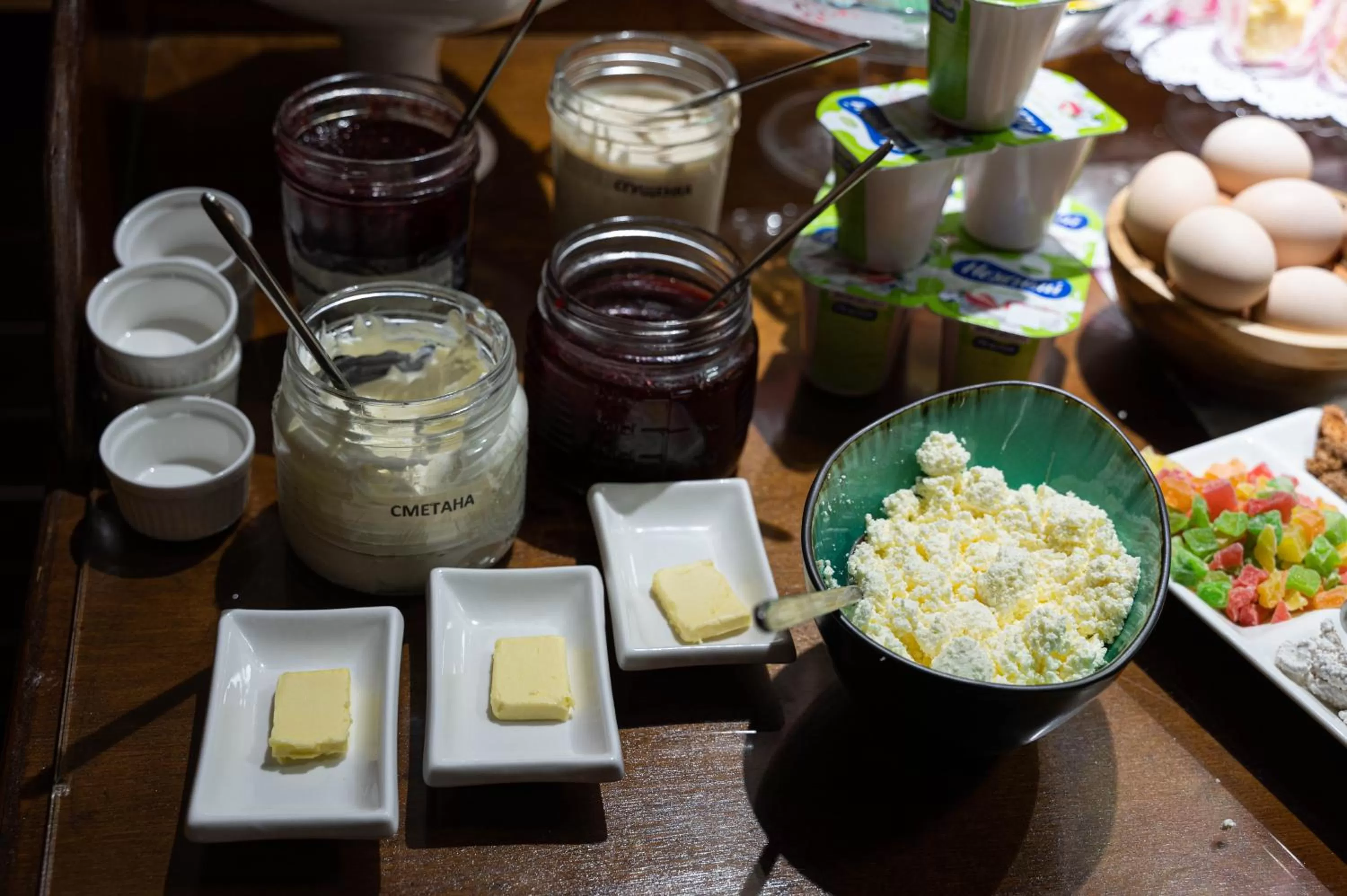 Buffet breakfast in UYUTNYY DOM