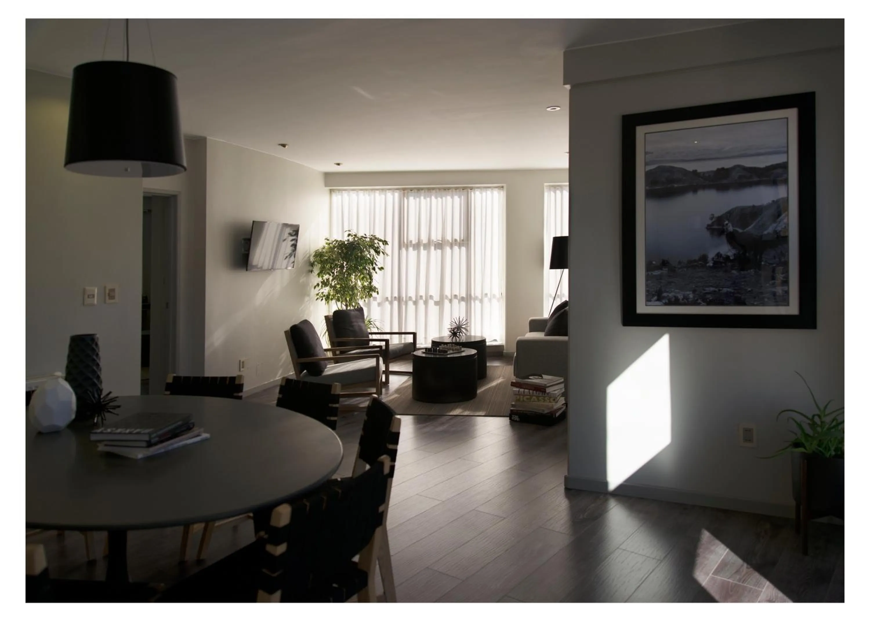 Day in Casa Grande Suites