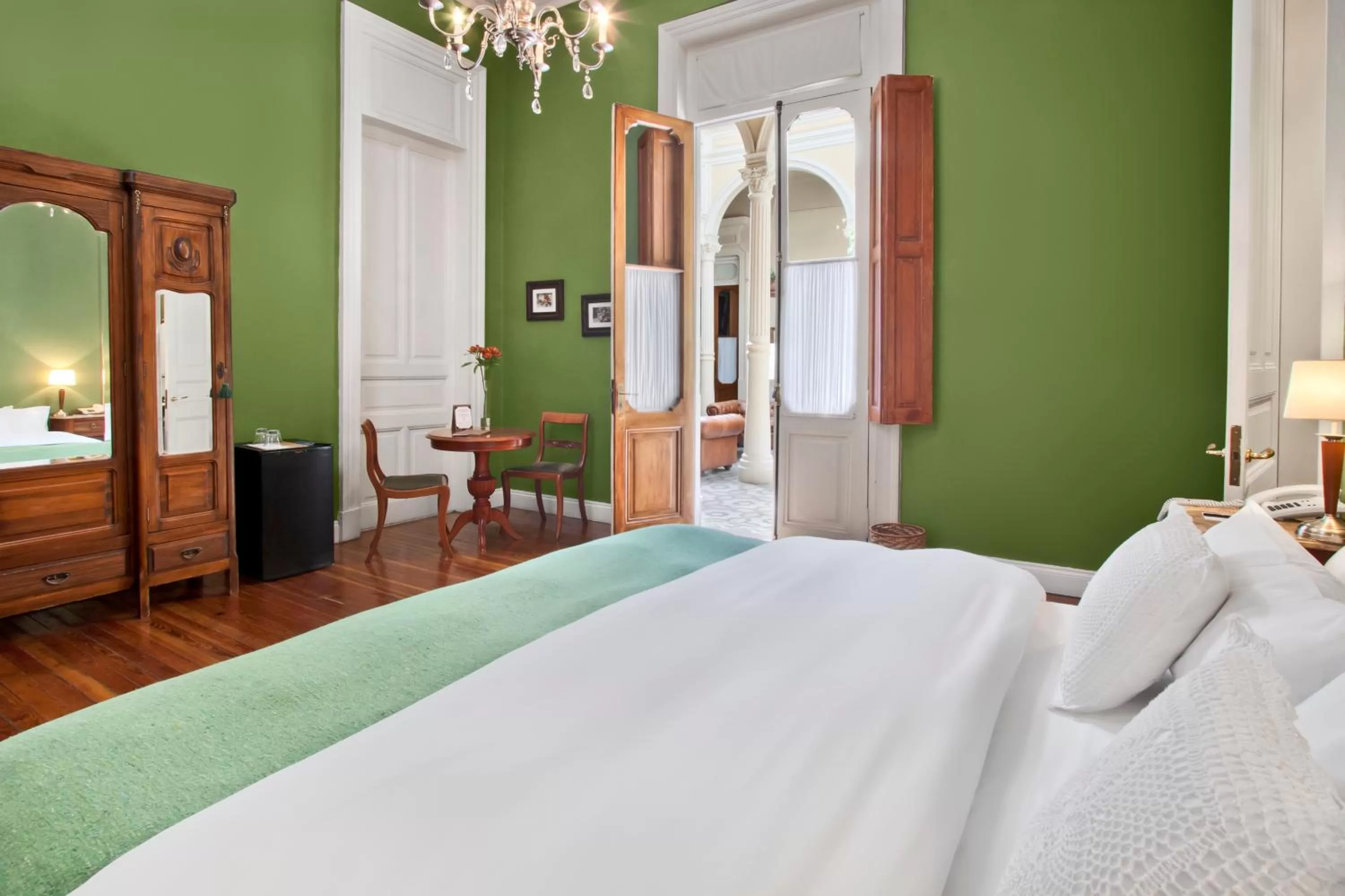 Photo of the whole room, Bed in Hotel del Casco