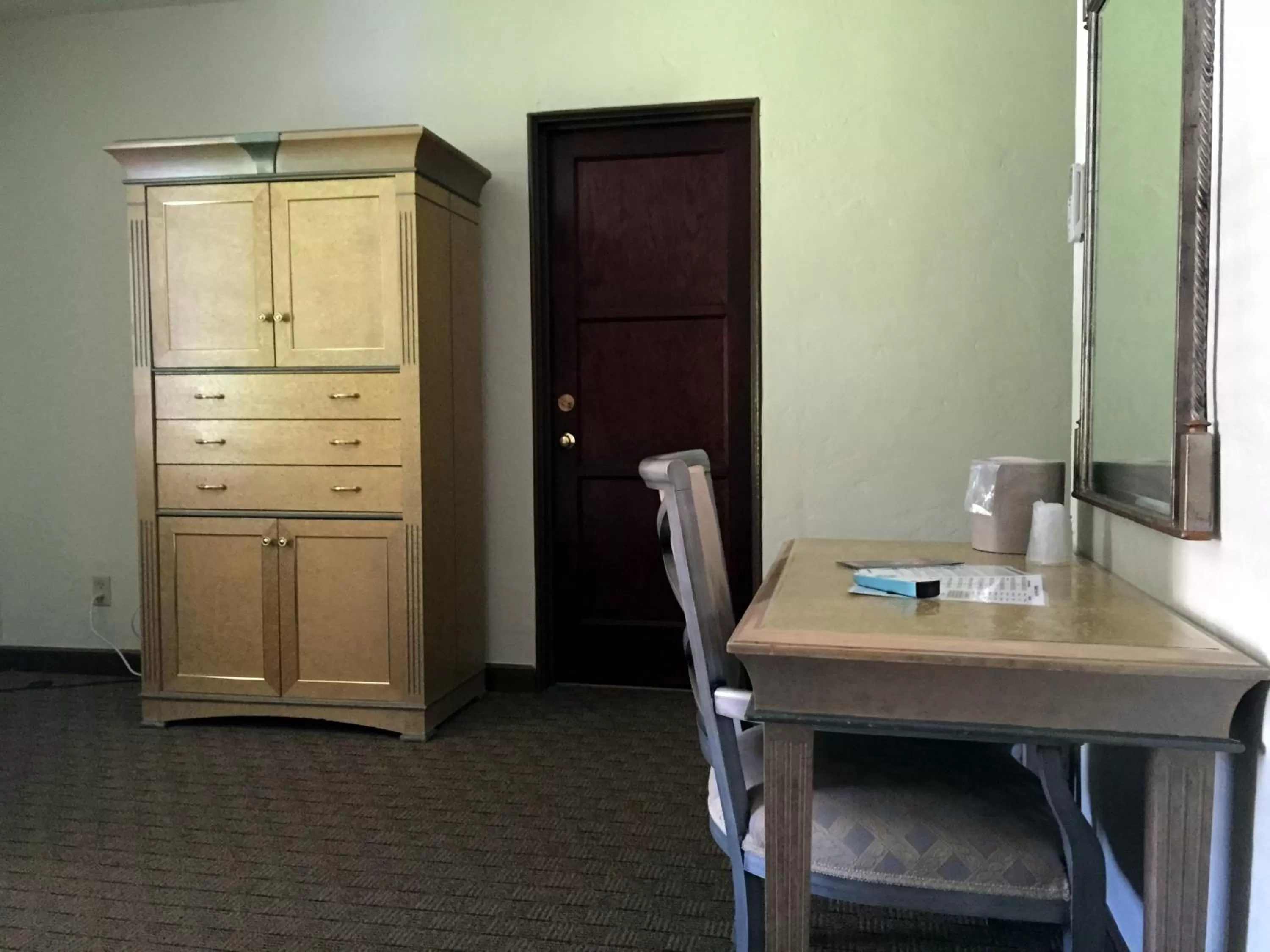 Seating area in Boulder Dam Hotel