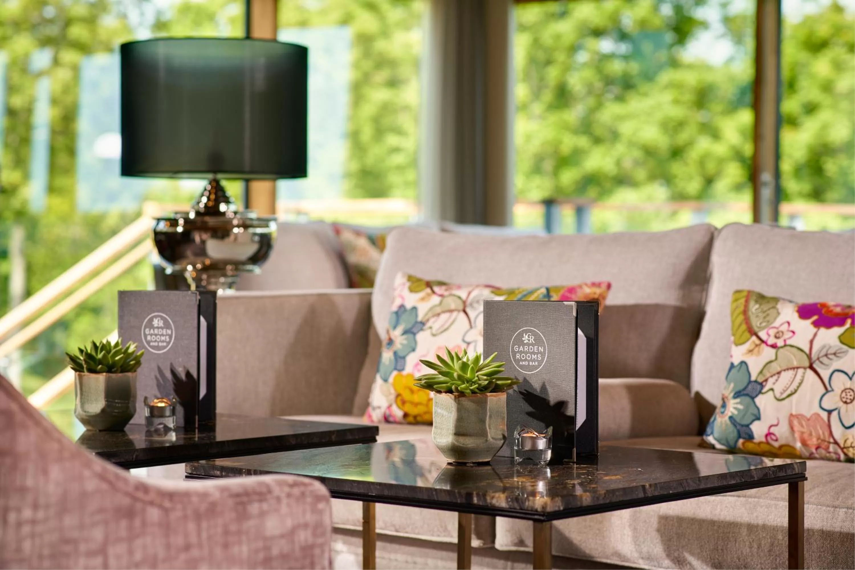 Lounge or bar in Druids Glen Resort