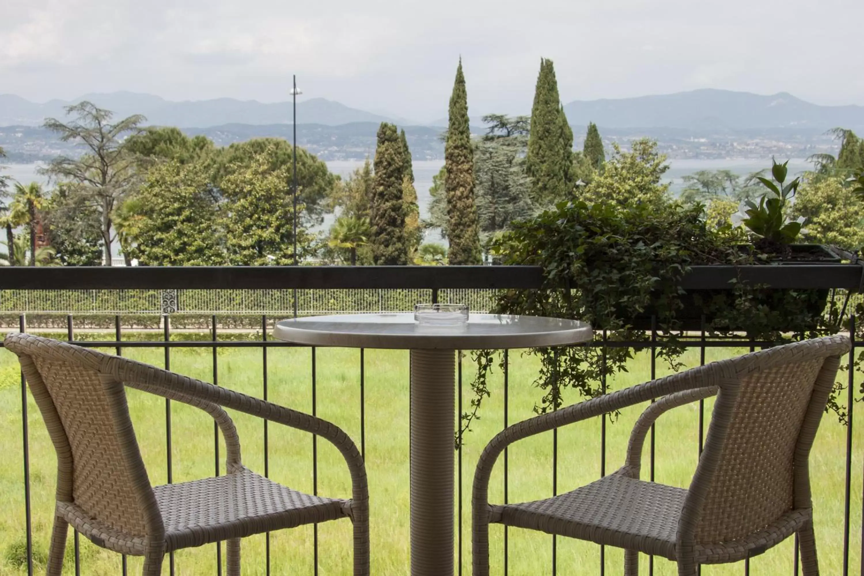 Basic Double Room with Balcony in Hotel Berta Basic Double Room with Balcony in Hotel Berta