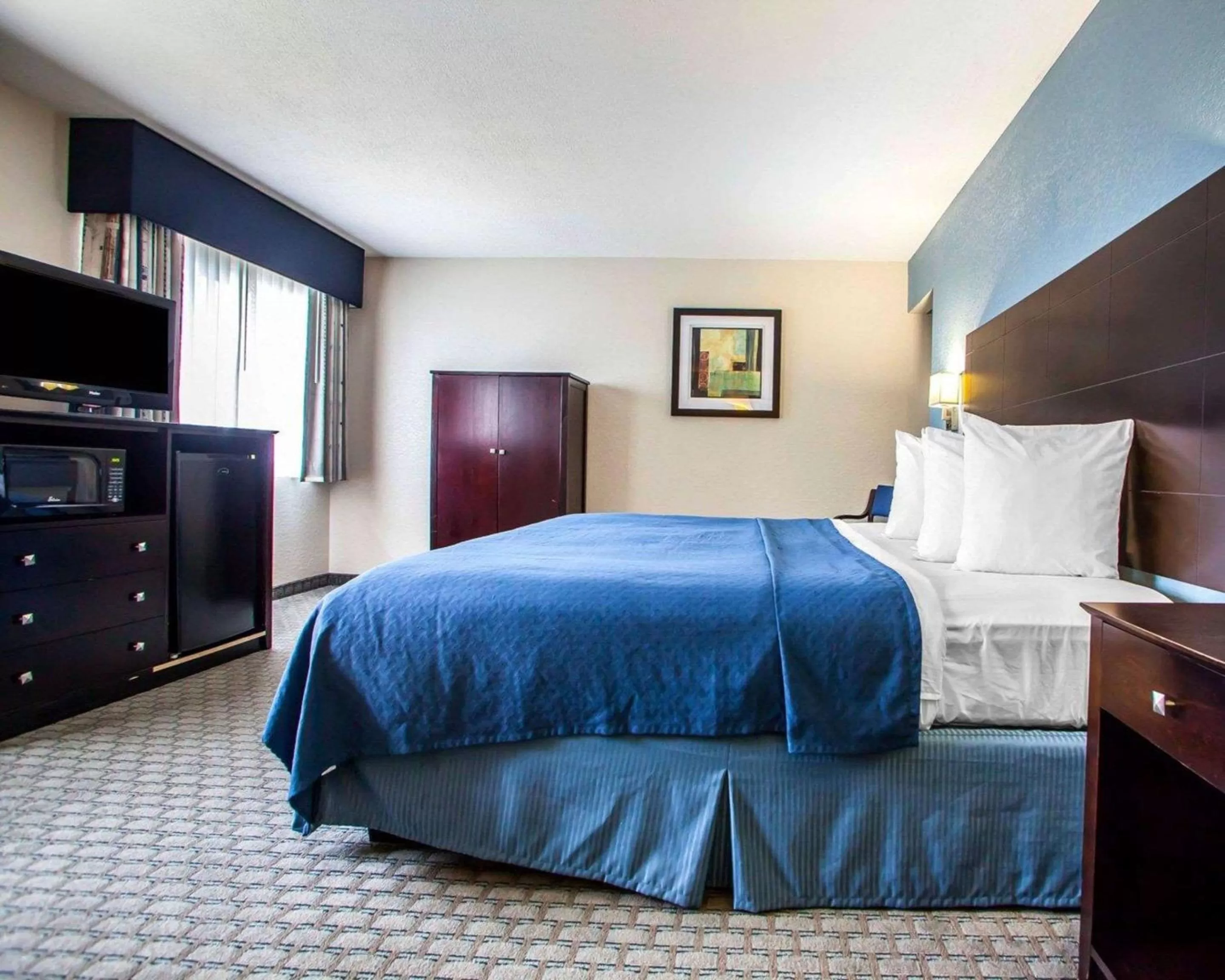 Bedroom, Bed in Quality Inn & Suites Ankeny-Des Moines