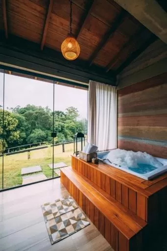 Hot Tub in Pousada Trem Chic