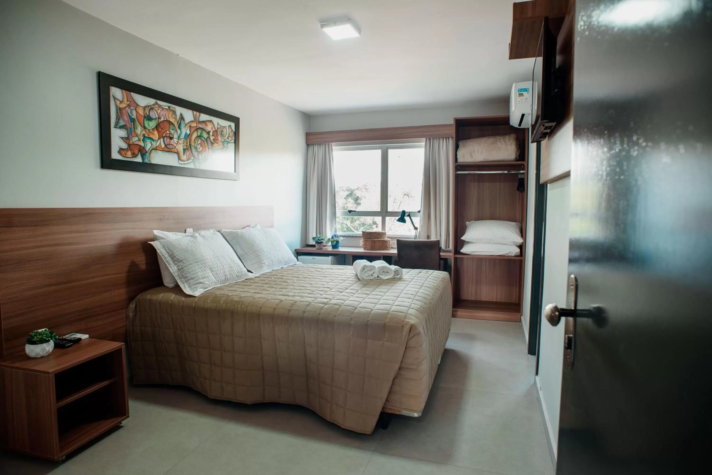 Photo of the whole room, Bed in Vallér Montanha Hotel