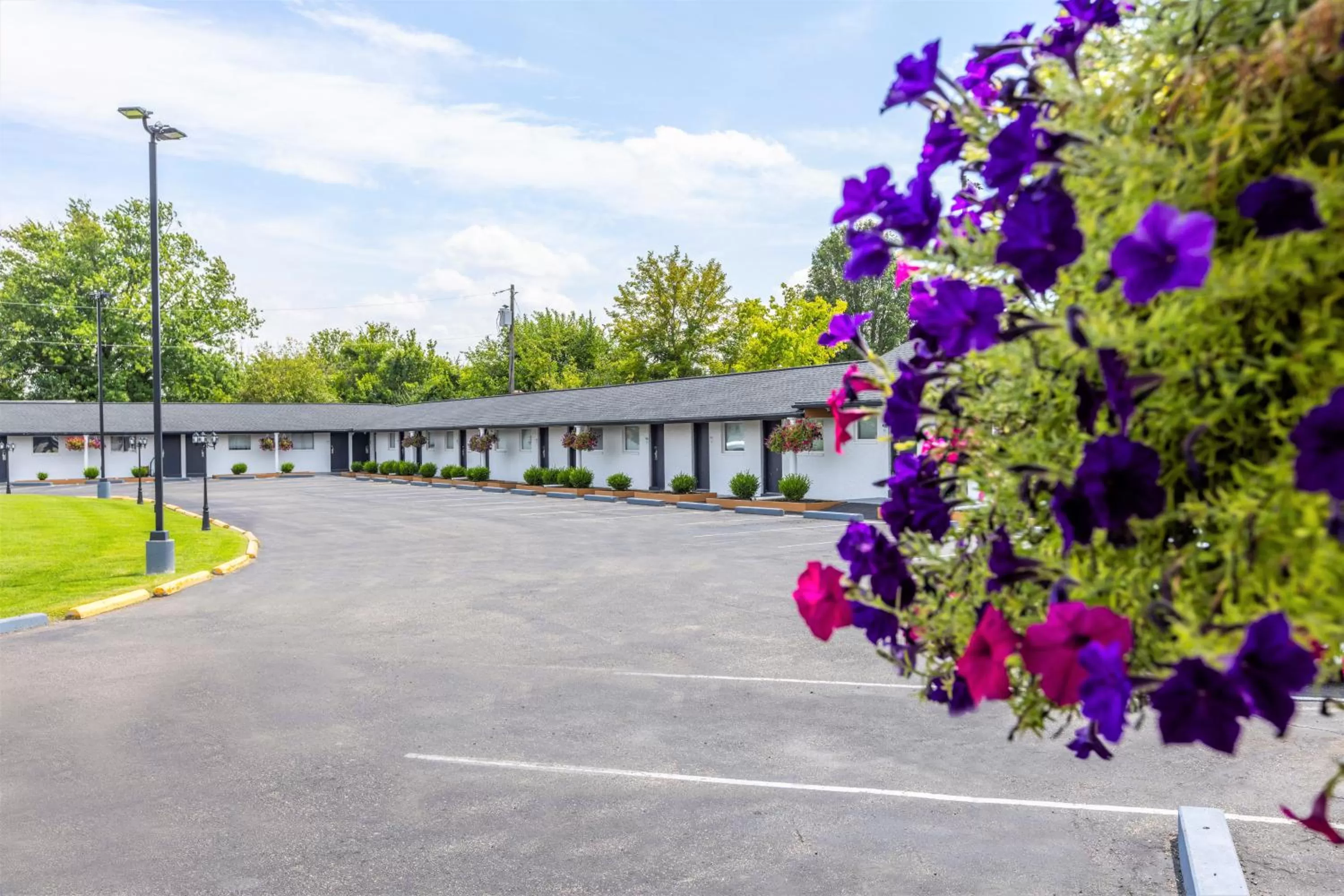 Spring in Butler Inn