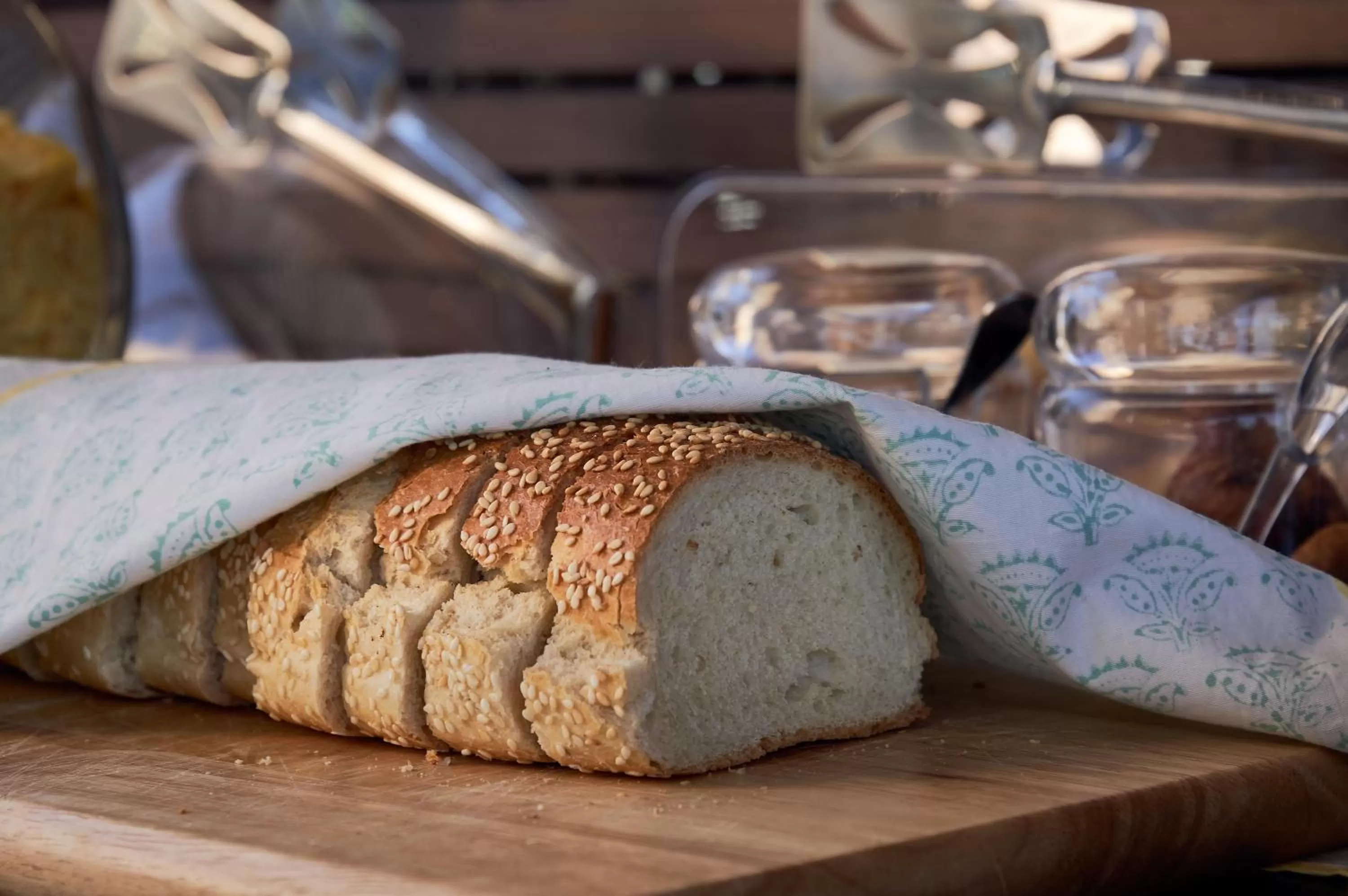 Restaurant/places to eat in Evripidou Suites