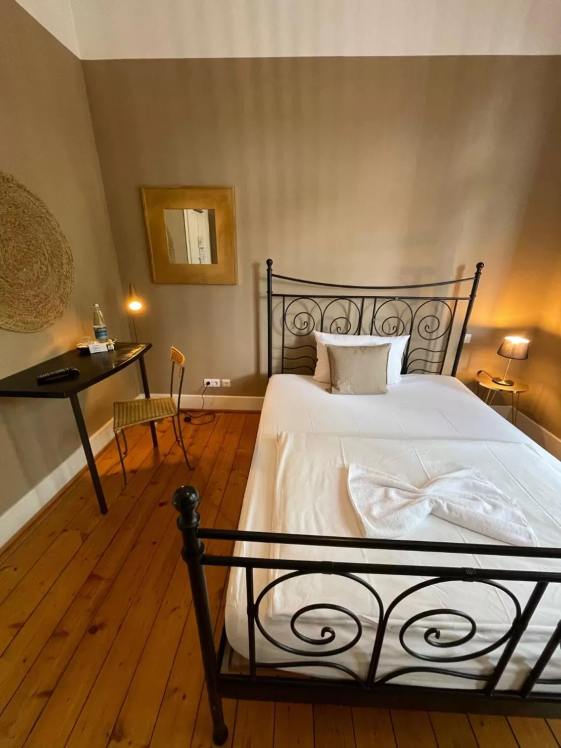 Bed in AUERSTEIN-Hotels auerstein & auerstein-mono