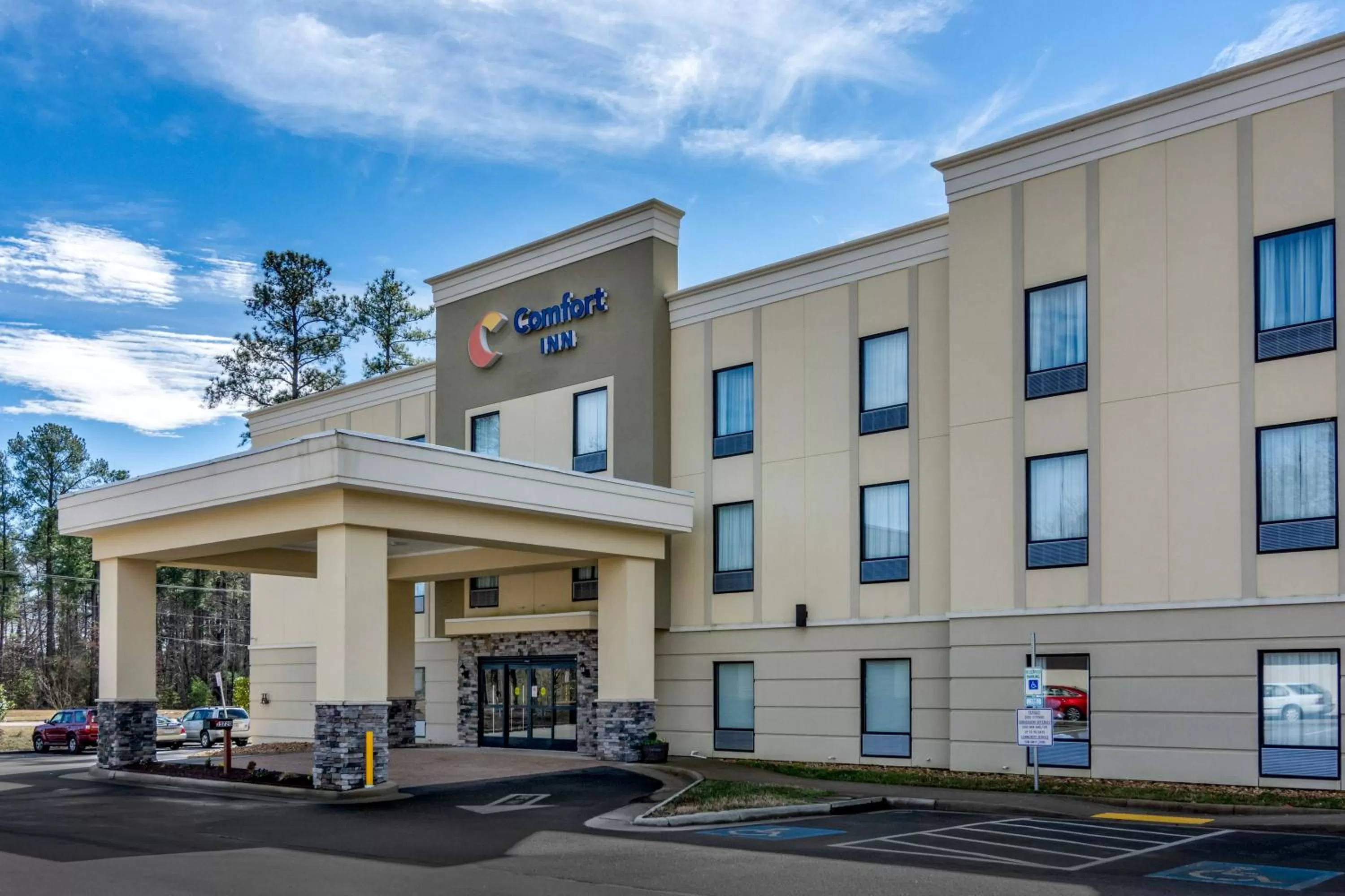 Facade/entrance in Comfort Inn South Chesterfield - Colonial Heights