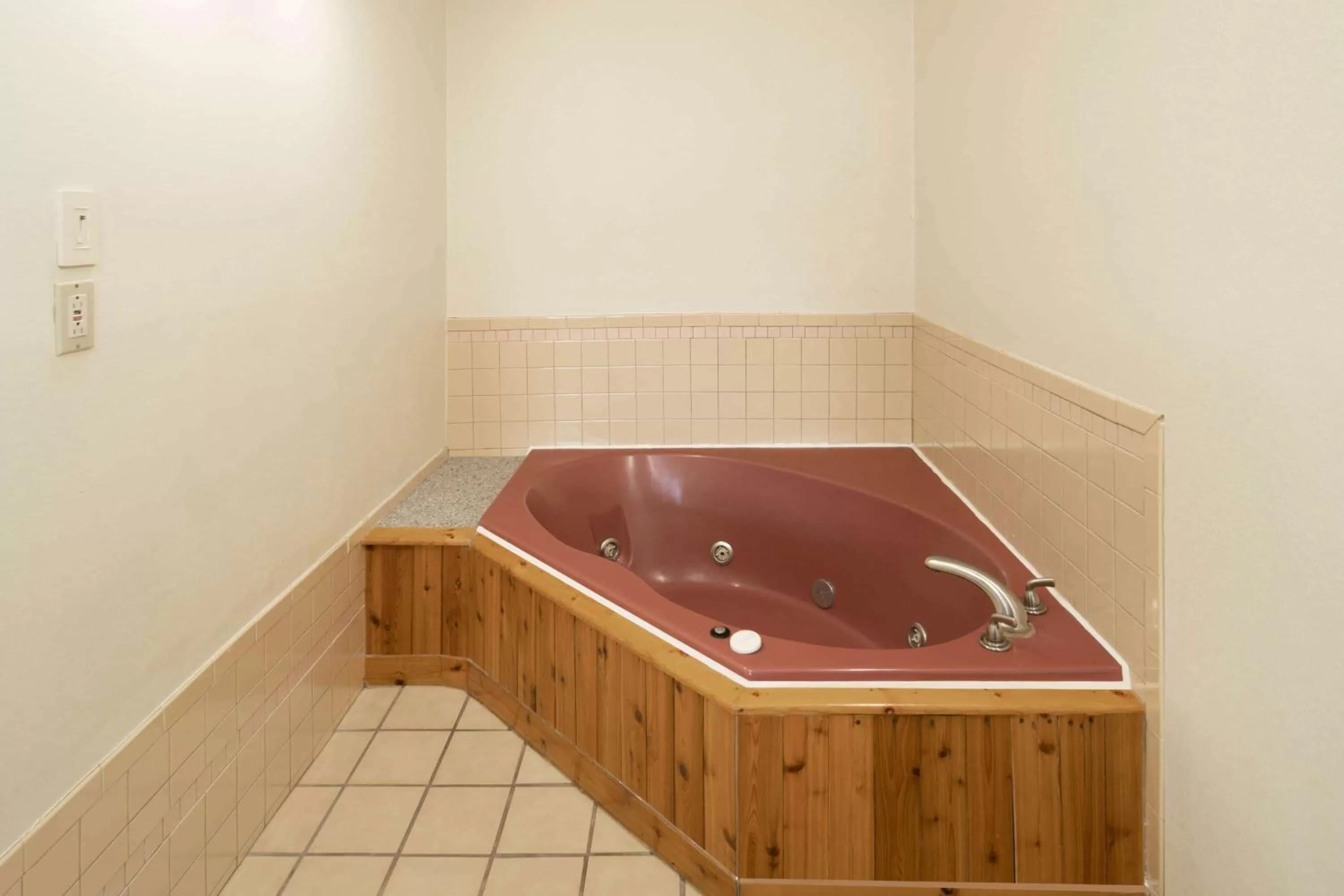 Hot Tub in Super 8 by Wyndham Cleveland
