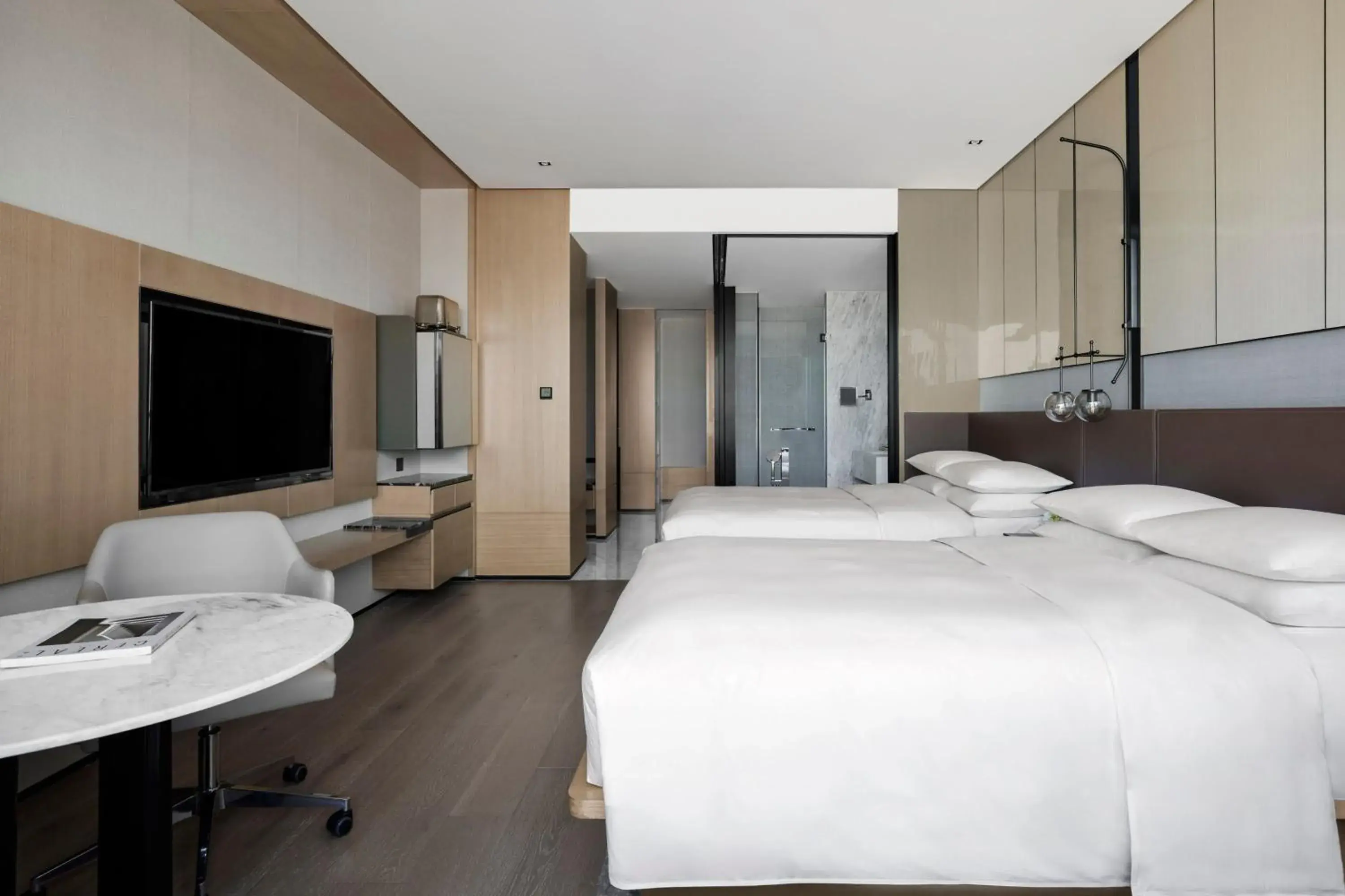 Deluxe Twin Room with 2 Twin/Single Bed(s) in Shenyang Marriott Hotel Deluxe Twin Room with 2 Twin/Single Bed(s) in Shenyang Marriott Hotel