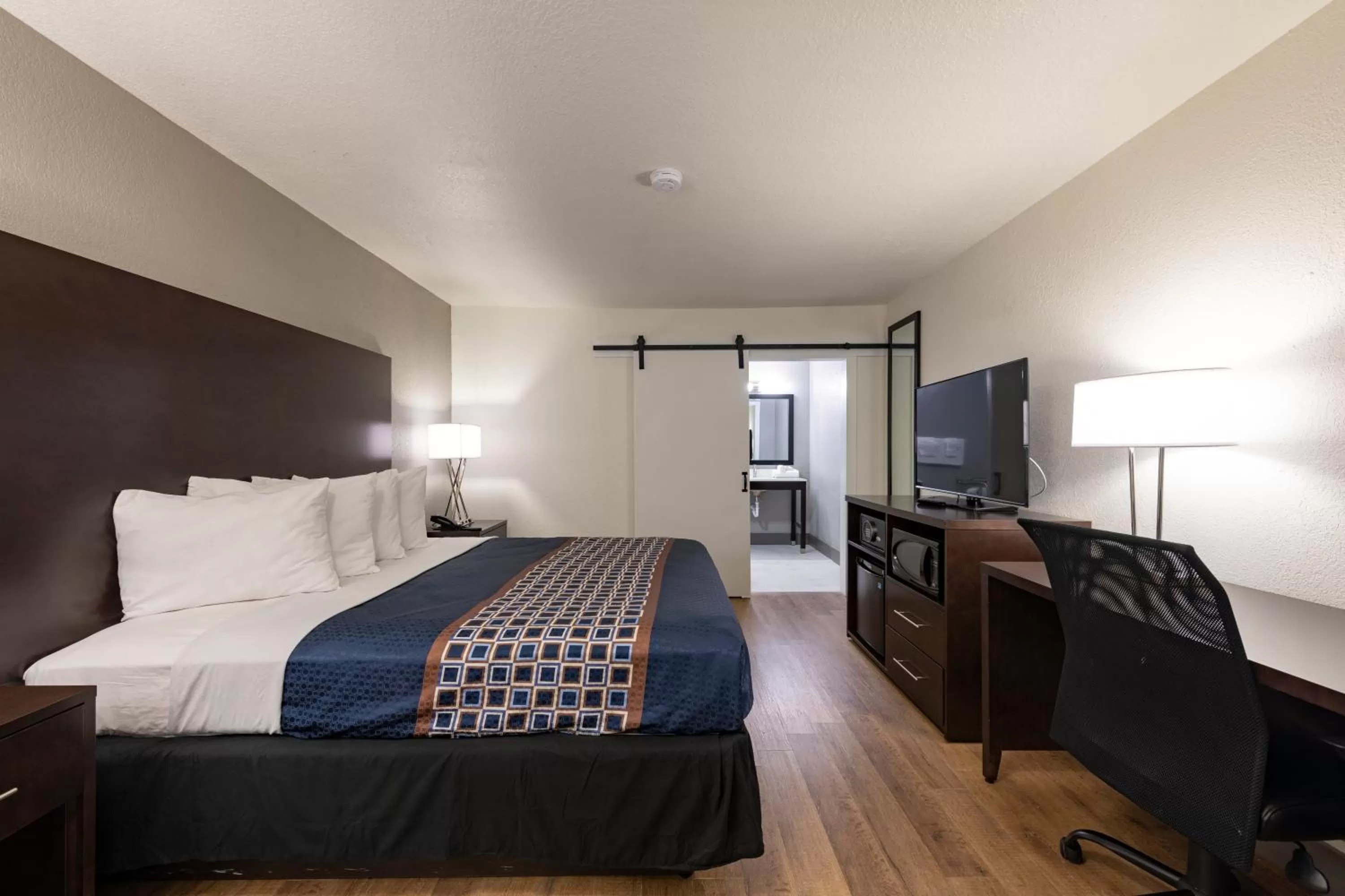 Bedroom, Bed in Hotel Monreale Express International Drive Orlando