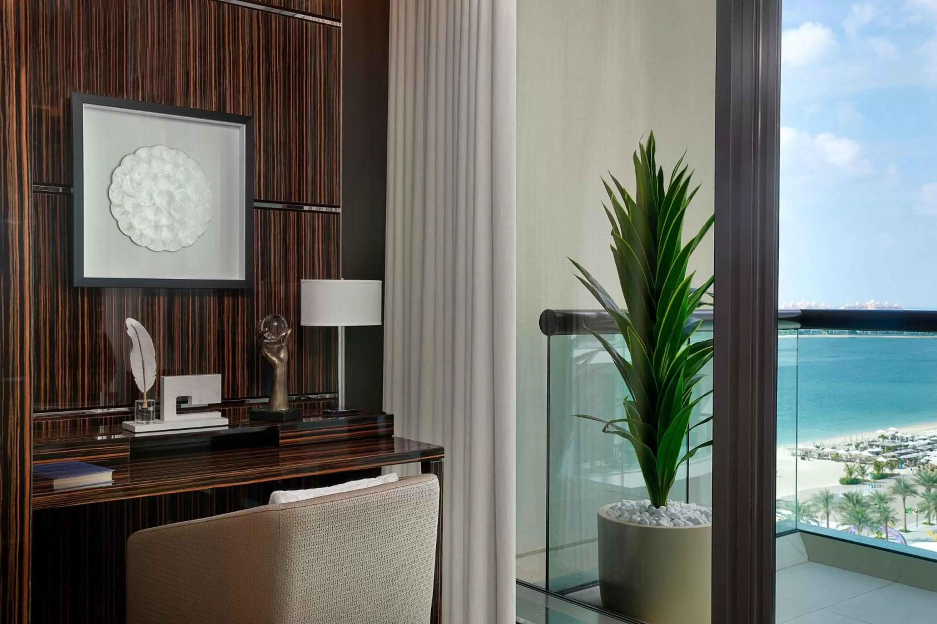 Photo of the whole room in Marriott Resort Palm Jumeirah, Dubai