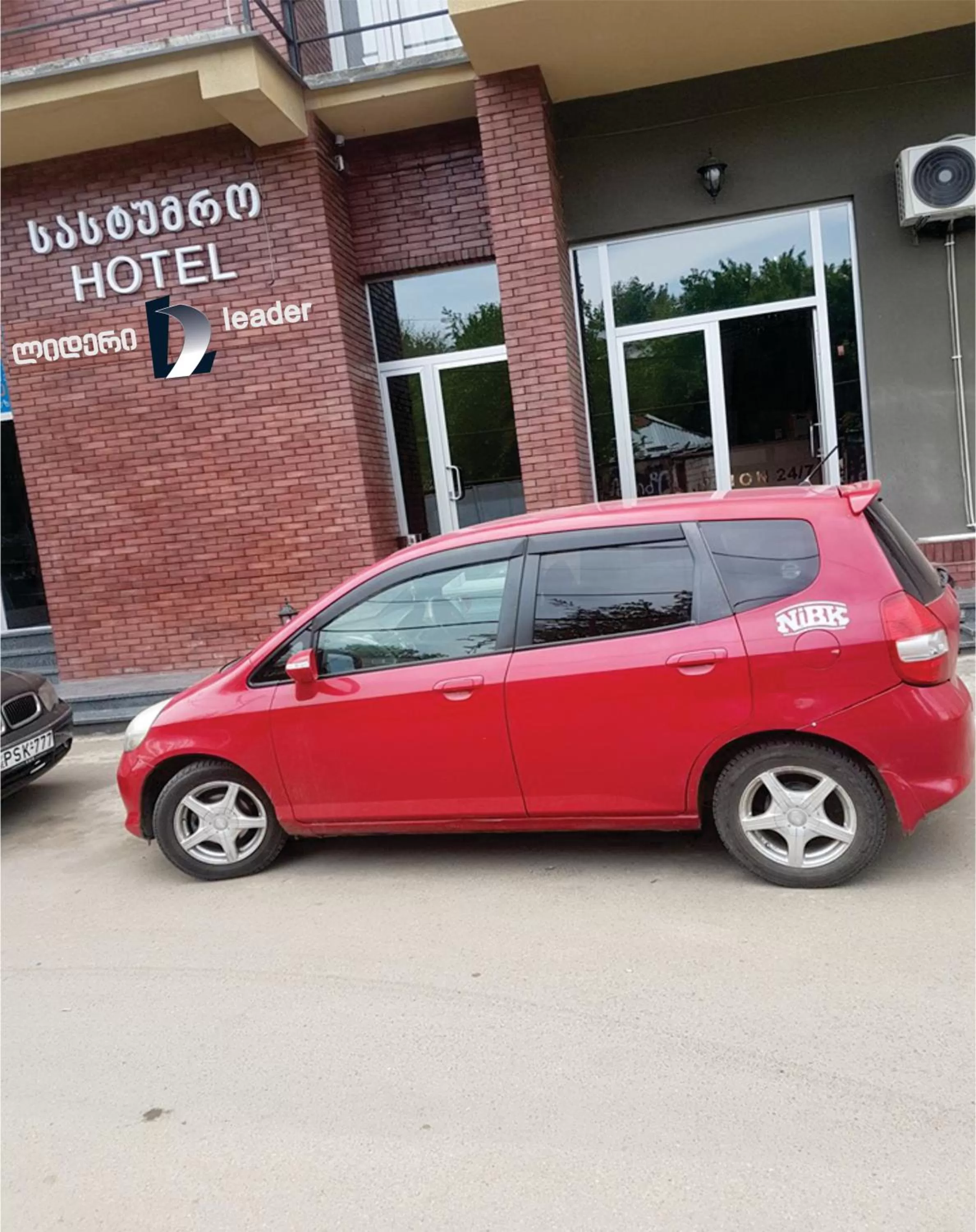 Property Building in Hotel LEADER