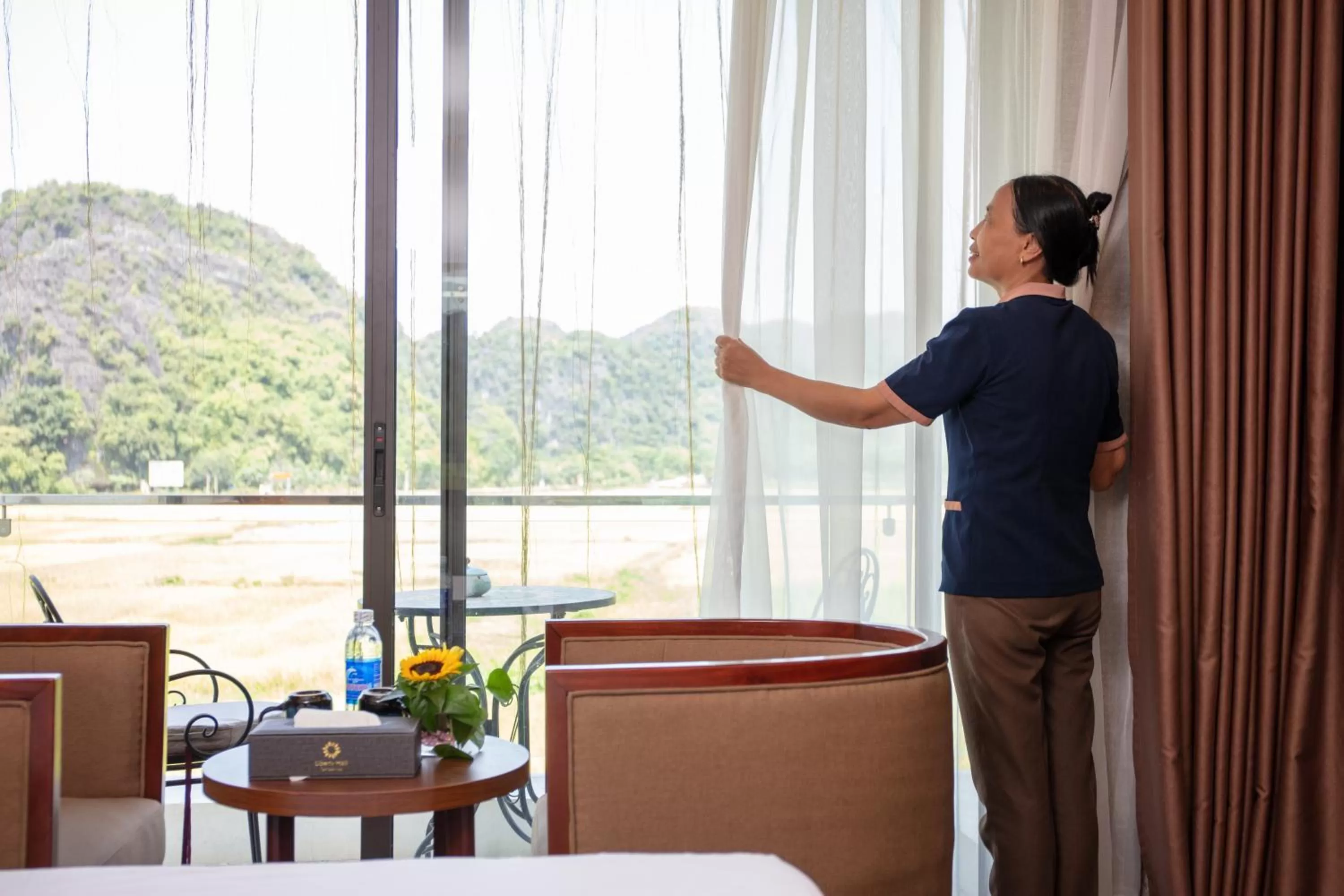 Staff in Liberty Hall Tam Coc Hotel & Villa