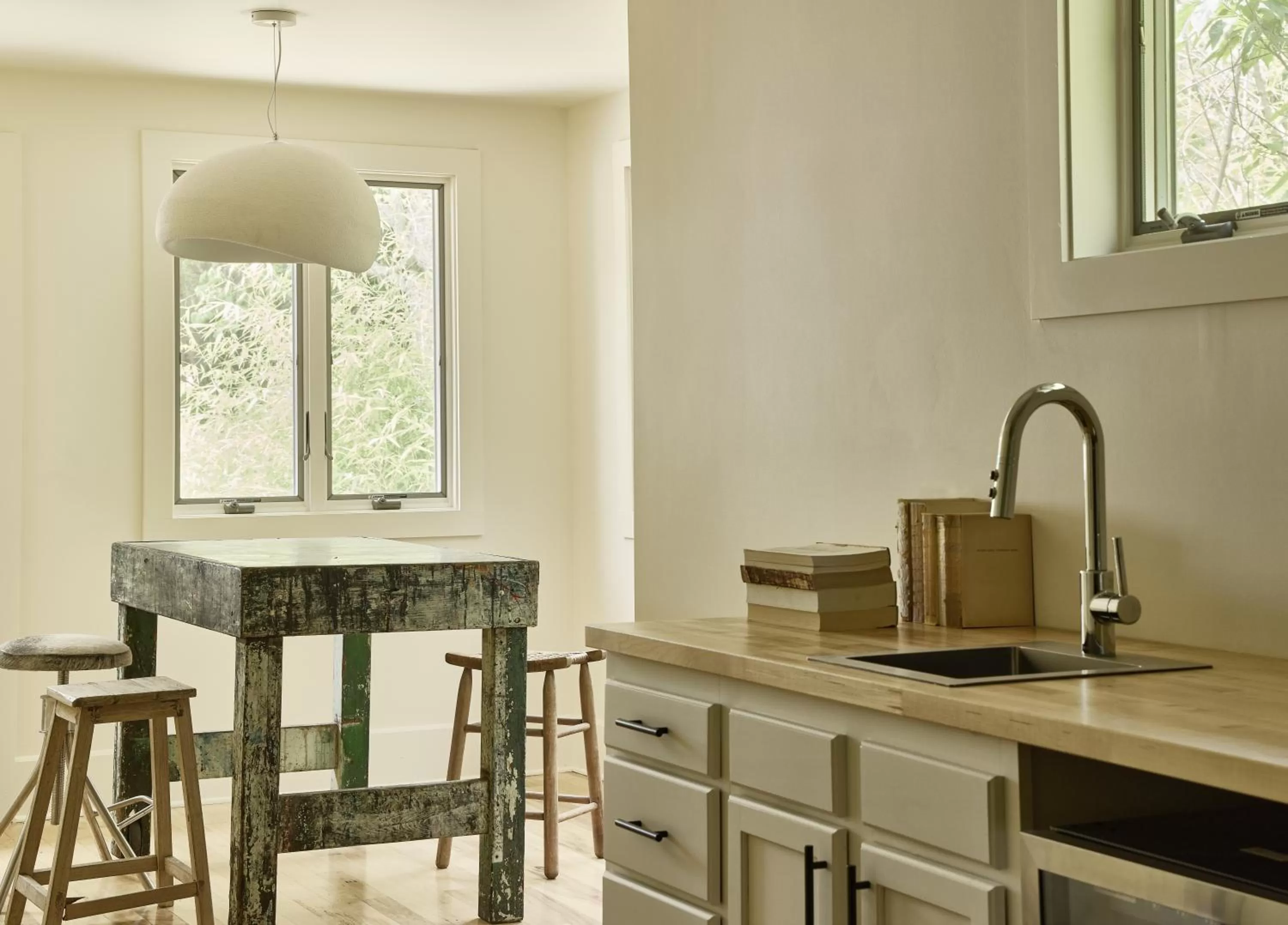 Area and facilities in Blind Tiger Asheville