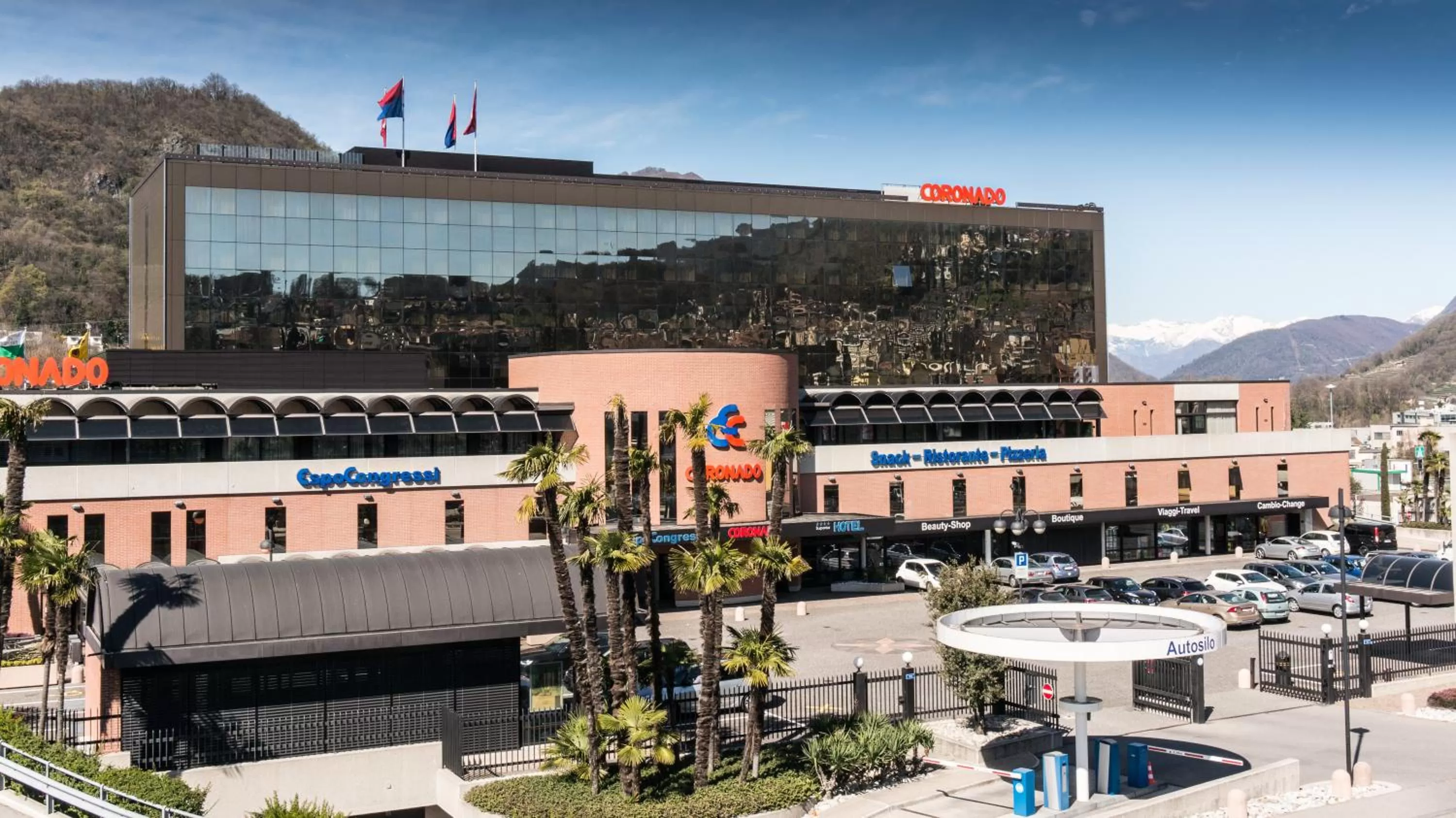 Property building in Hotel Coronado