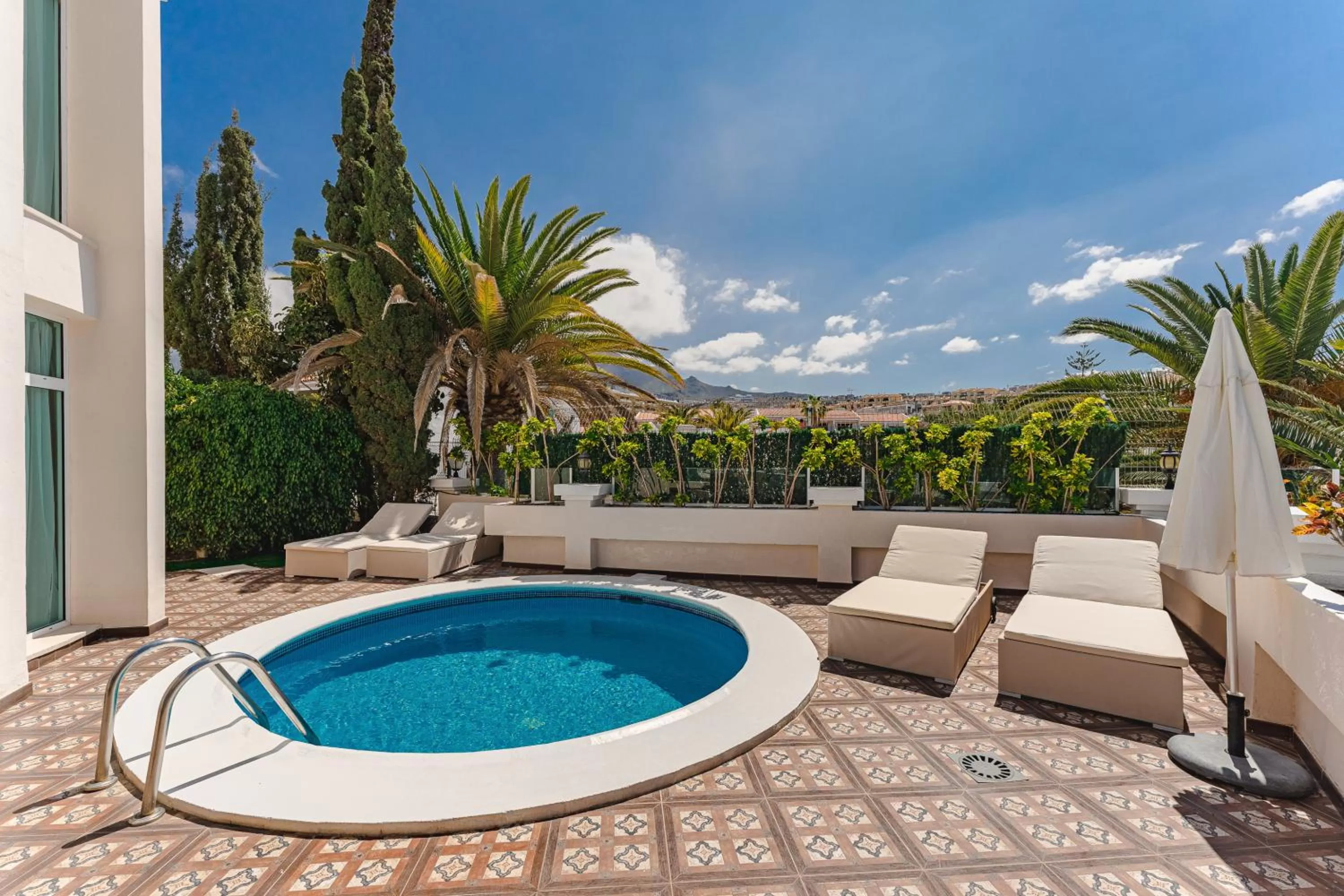 Pool view in Flamingo Suites Boutique Hotel