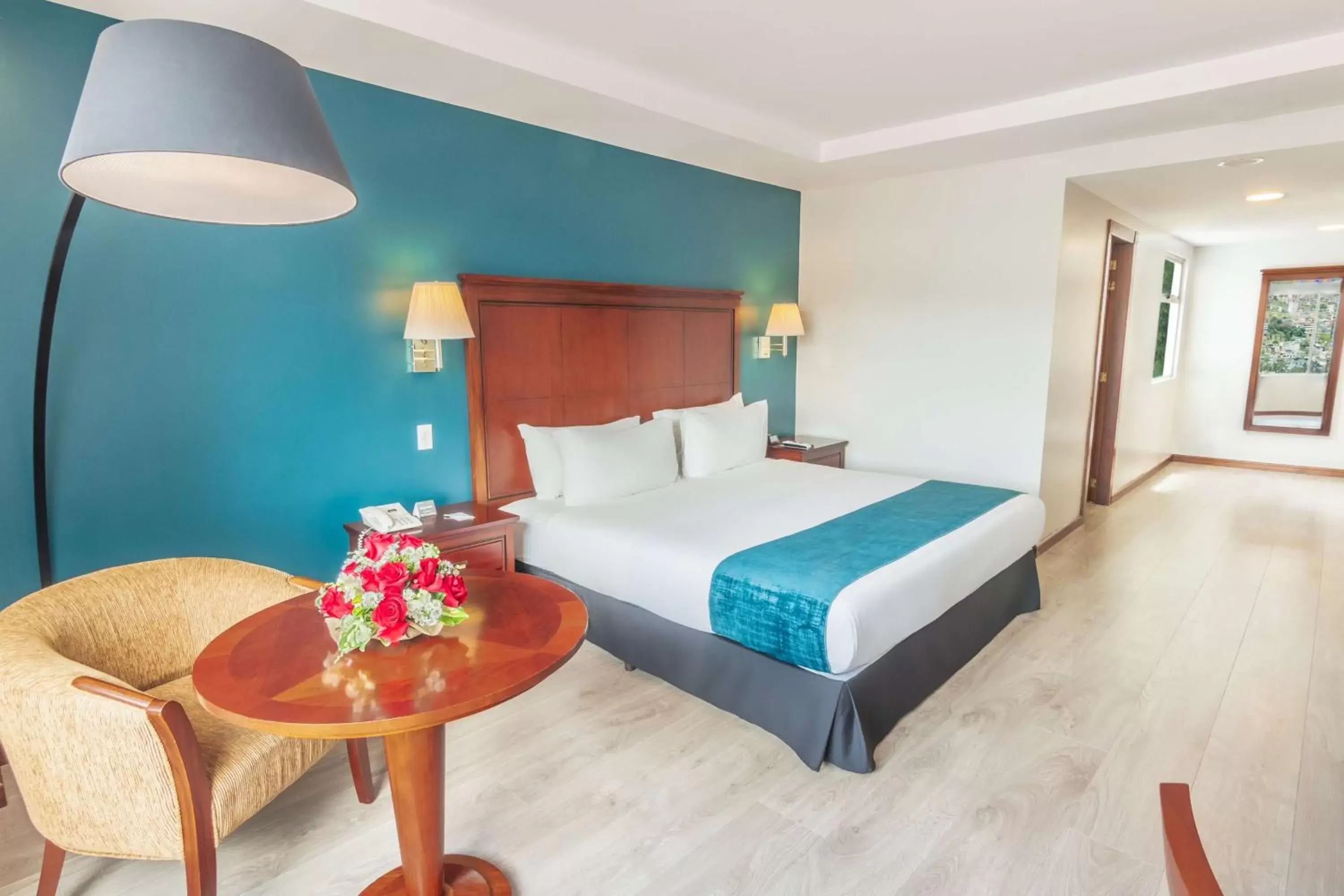 Standard King, 1 King Bed - Non-Smoking in Sonesta Hotel Loja Standard King, 1 King Bed - Non-Smoking in Sonesta Hotel Loja