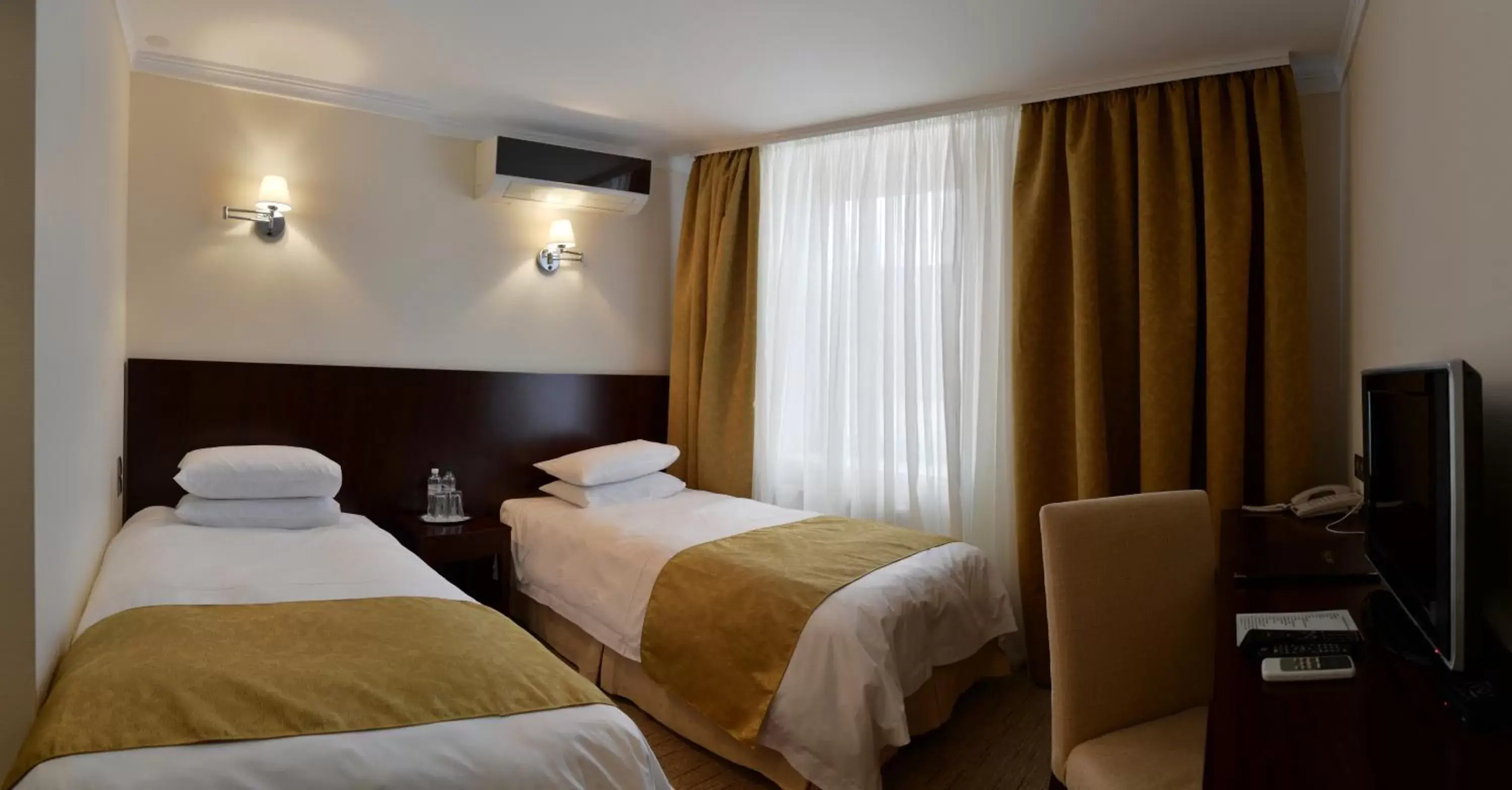 Special Offer - Standard Twin Room in Hotel Russia Special Offer - Standard Twin Room in Hotel Russia