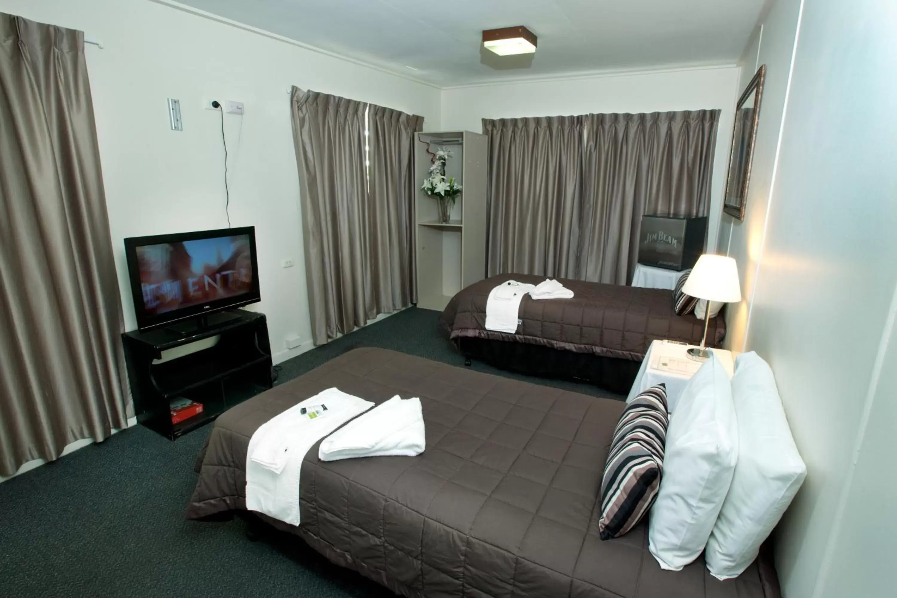 Motel Double or Twin Room with Private Bathroom in Windsor Hotel Motel Dalby Motel Double or Twin Room with Private Bathroom in Windsor Hotel Motel Dalby