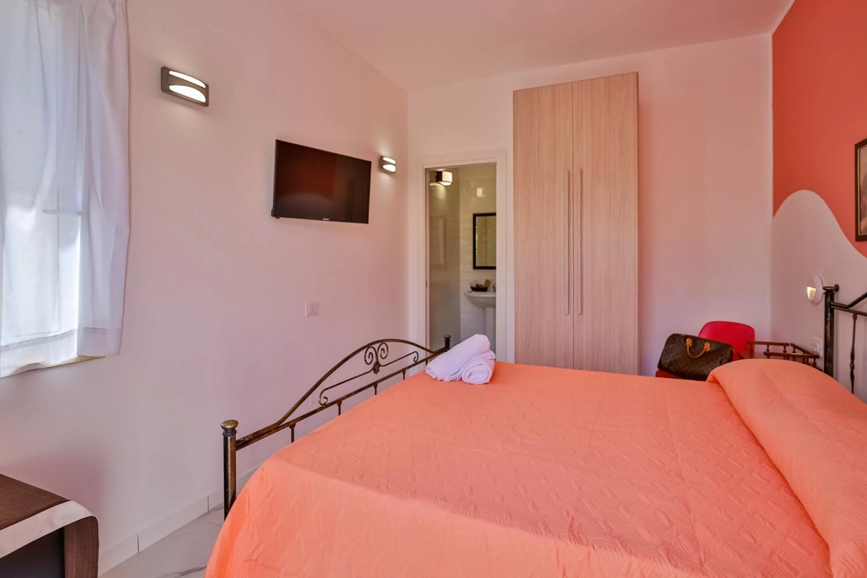 Bedroom, Bed in Il Pineto Paestum Food & Rooms