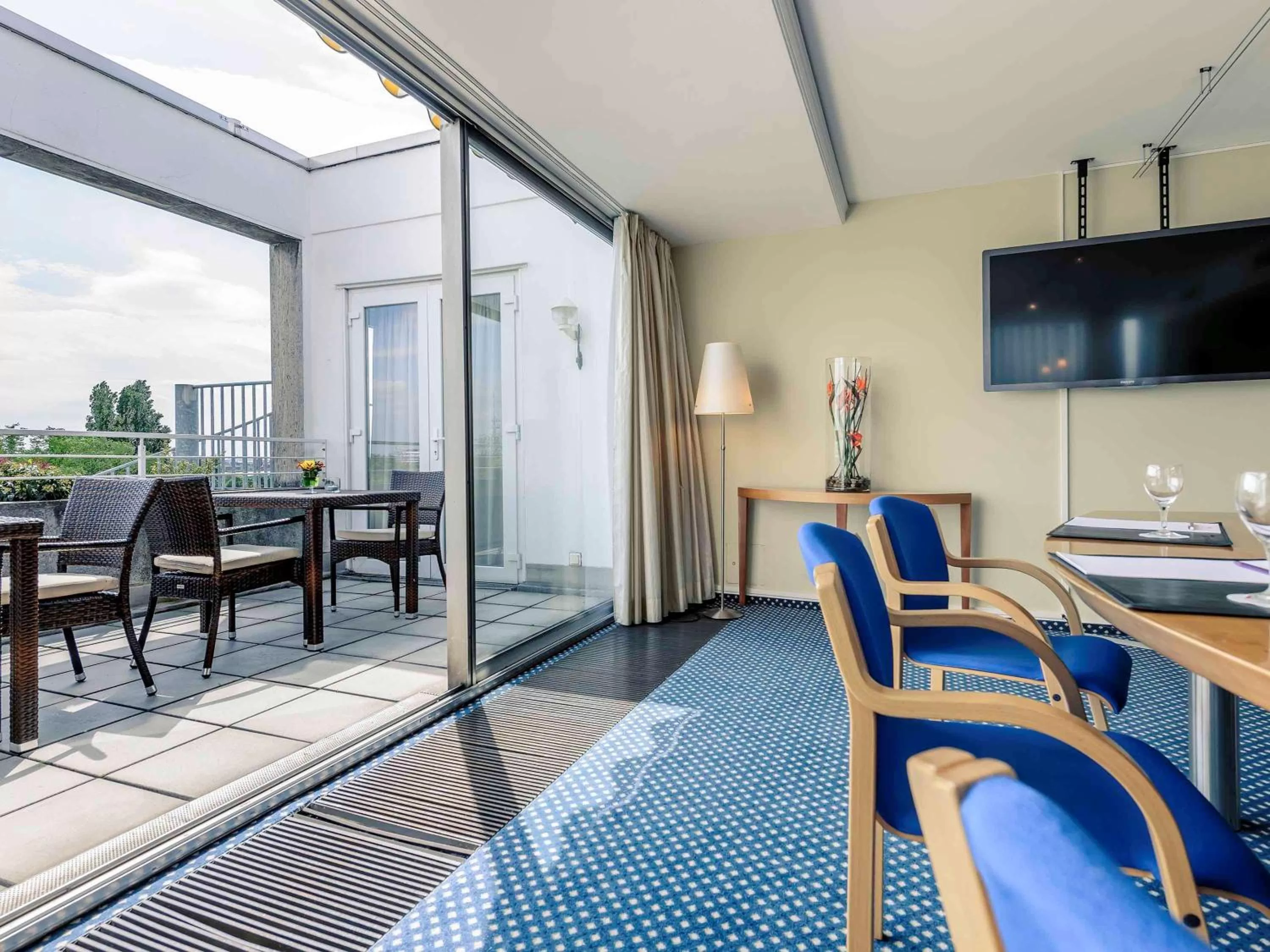 On site in Hotel Krefelder Hof