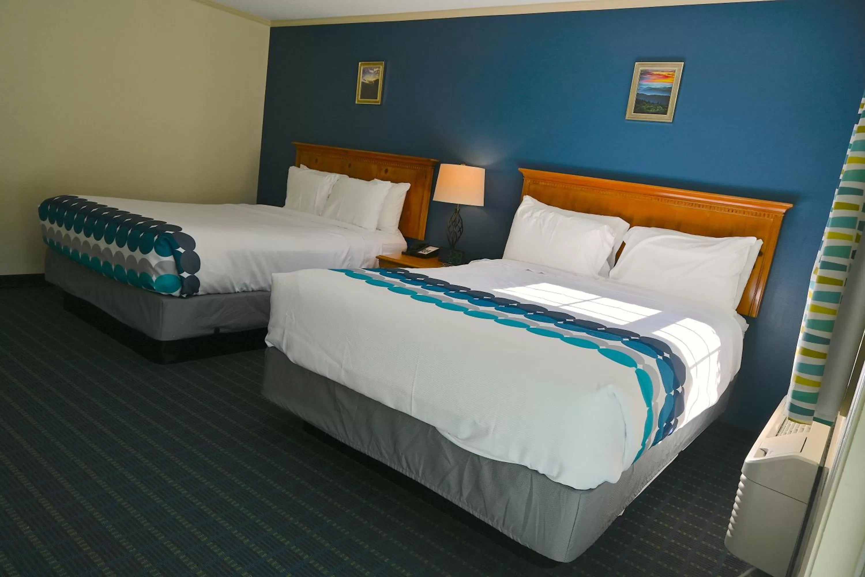 Bed in The Lodge at Jackson Village