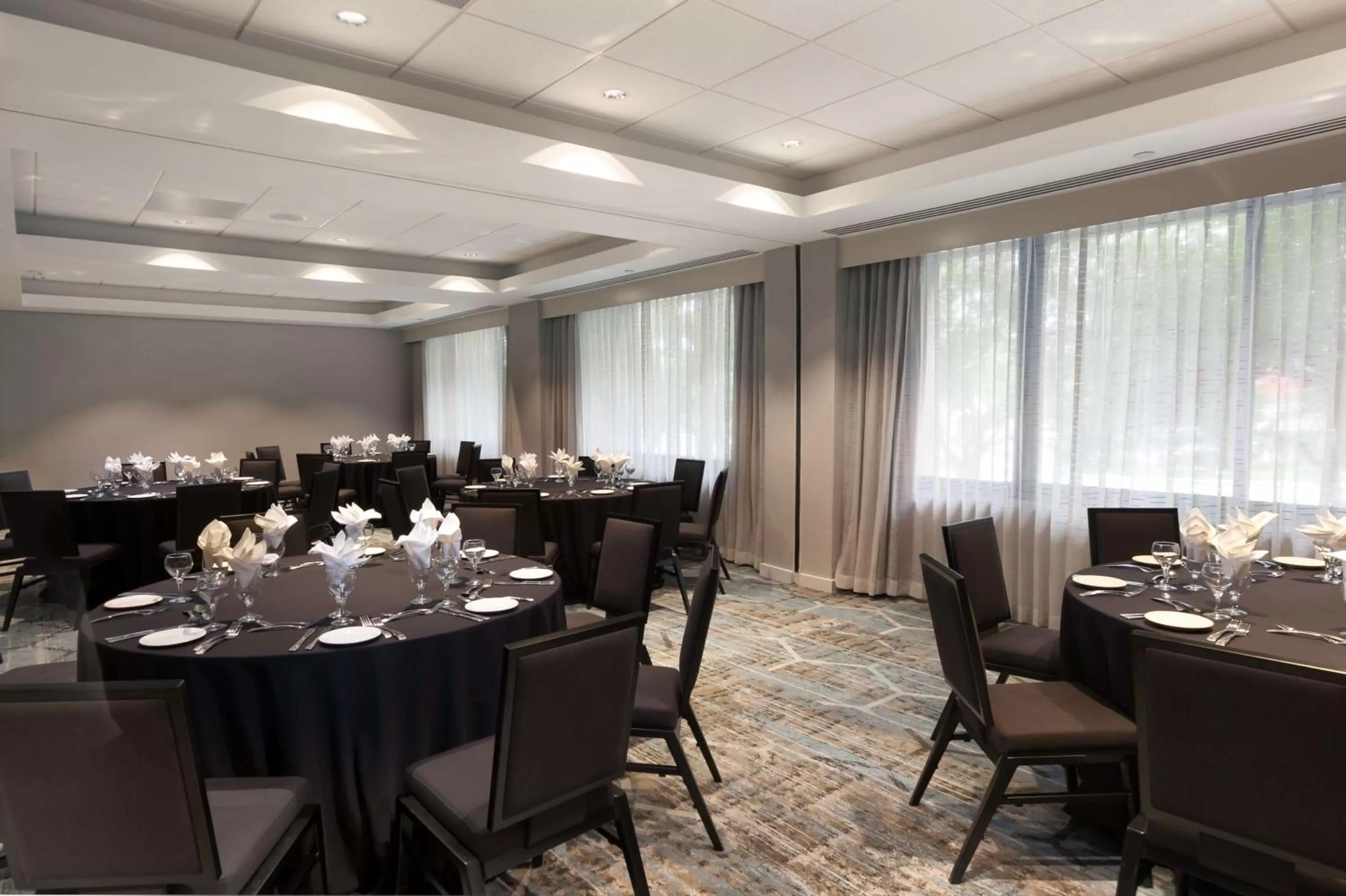Meeting/conference room in DoubleTree by Hilton Hotel & Suites Houston by the Galleria