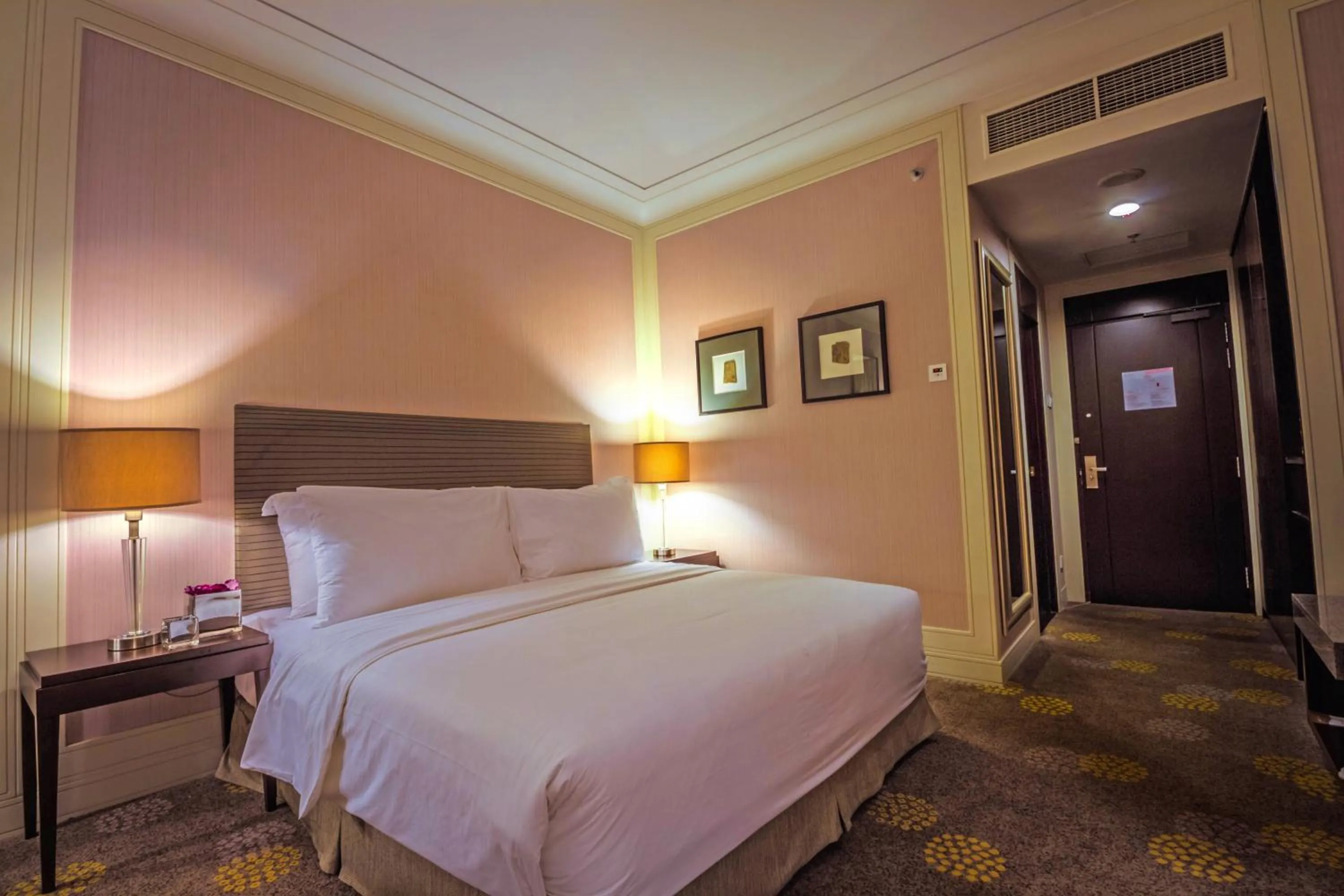Bedroom, Bed in I Hotel Batam
