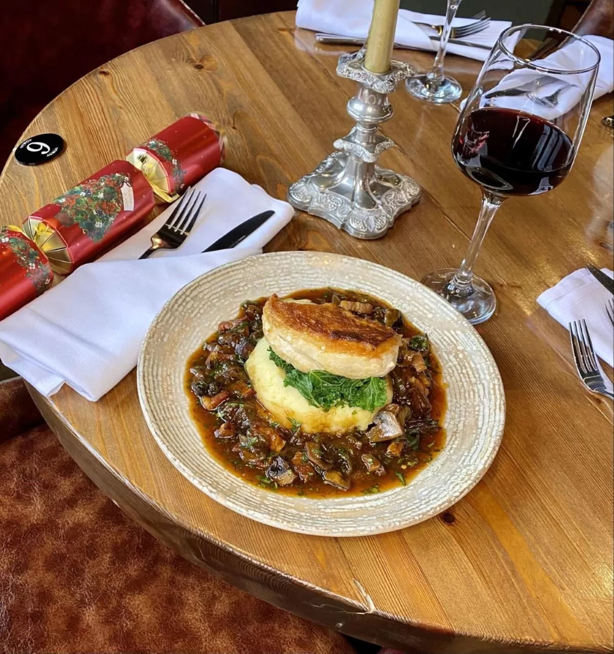 Food and drinks in Kings Arms