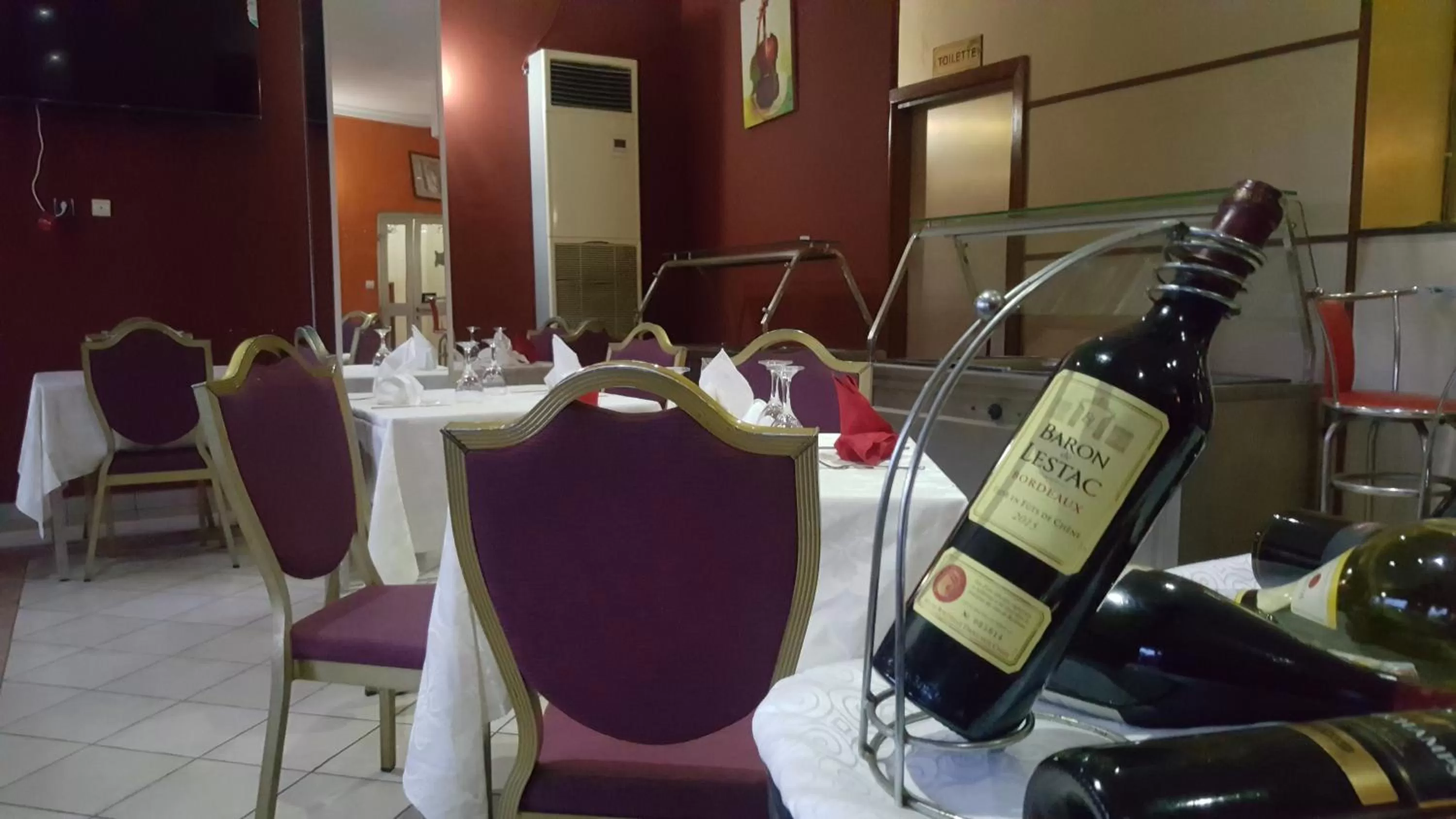 Peninsula Hotel Douala