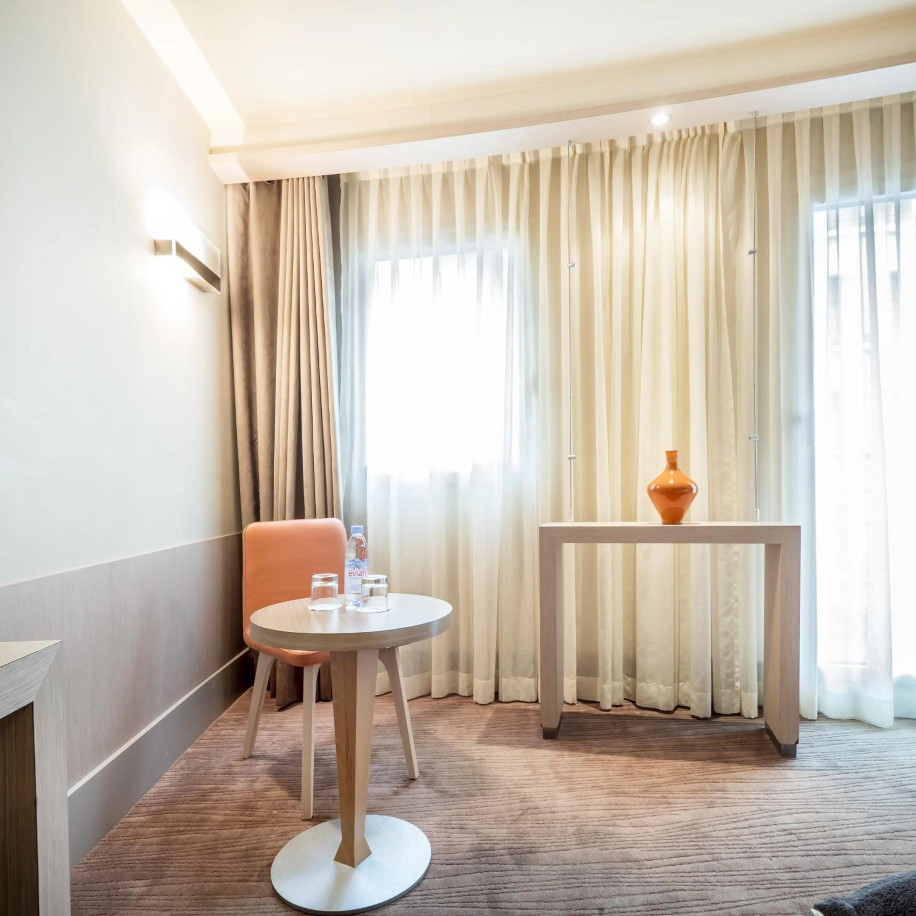 Photo of the whole room in Hôtel Le Pré Carré