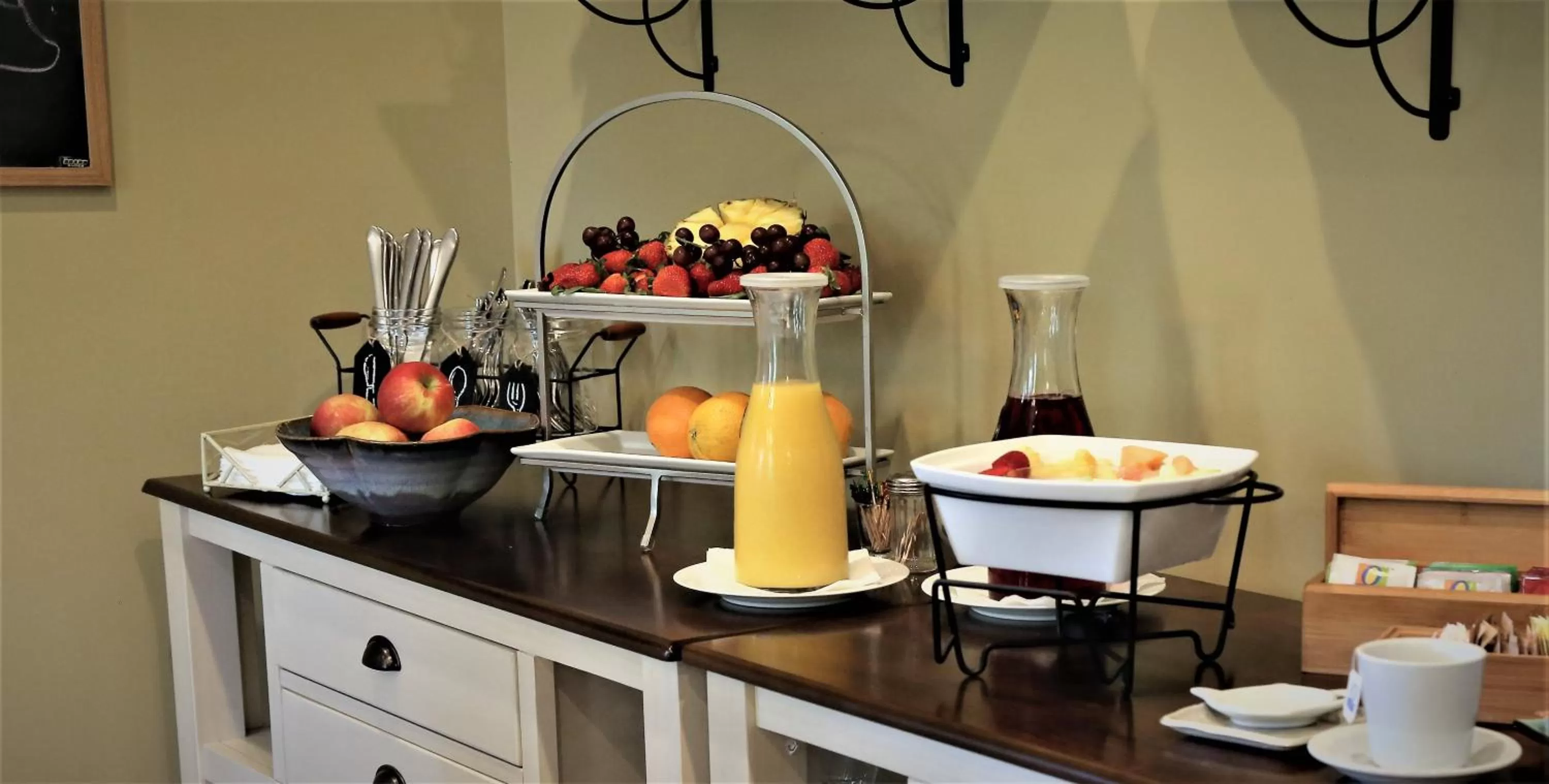 Breakfast in Savannah Inn