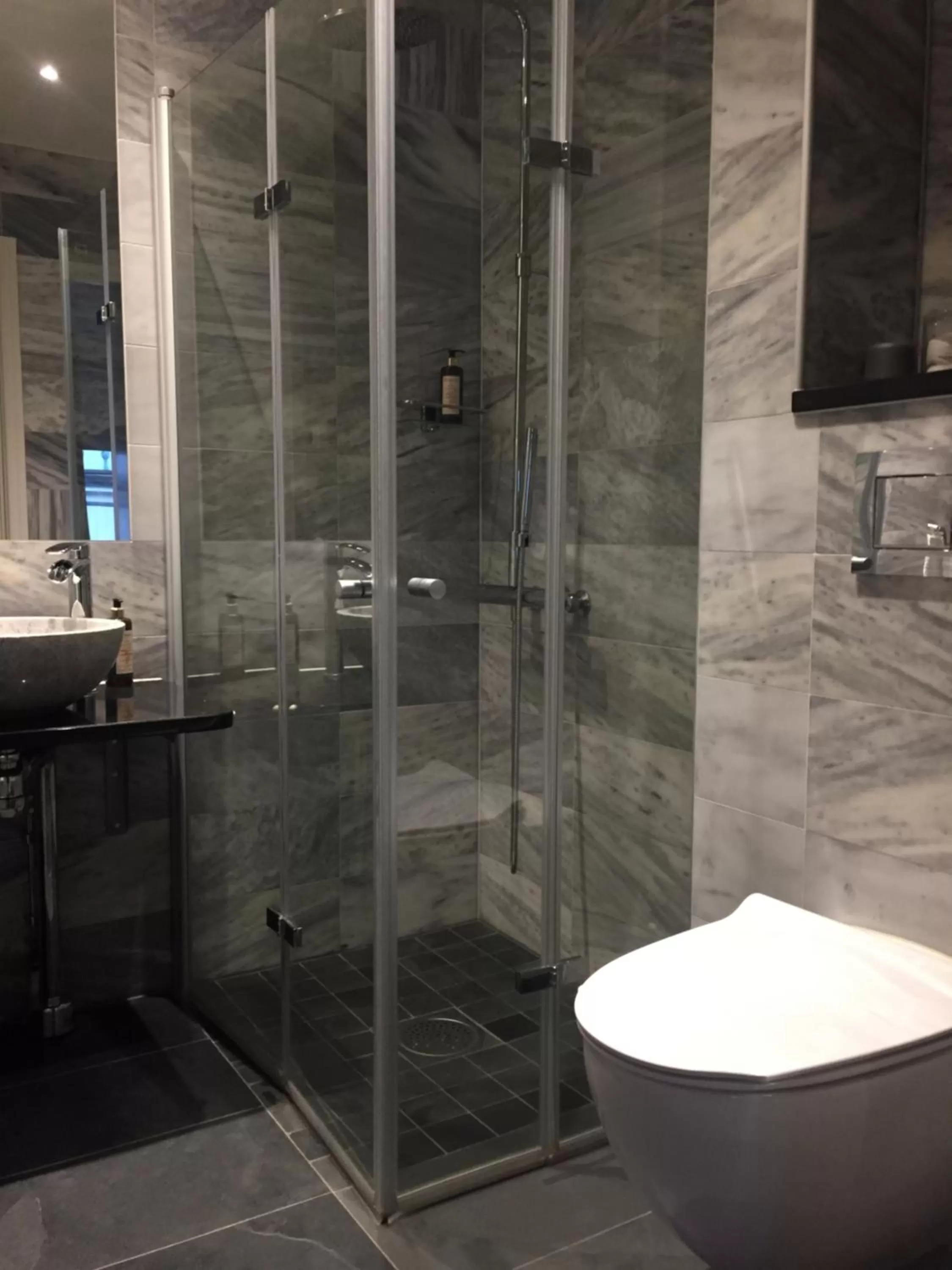 Bathroom in Södra Hotellet