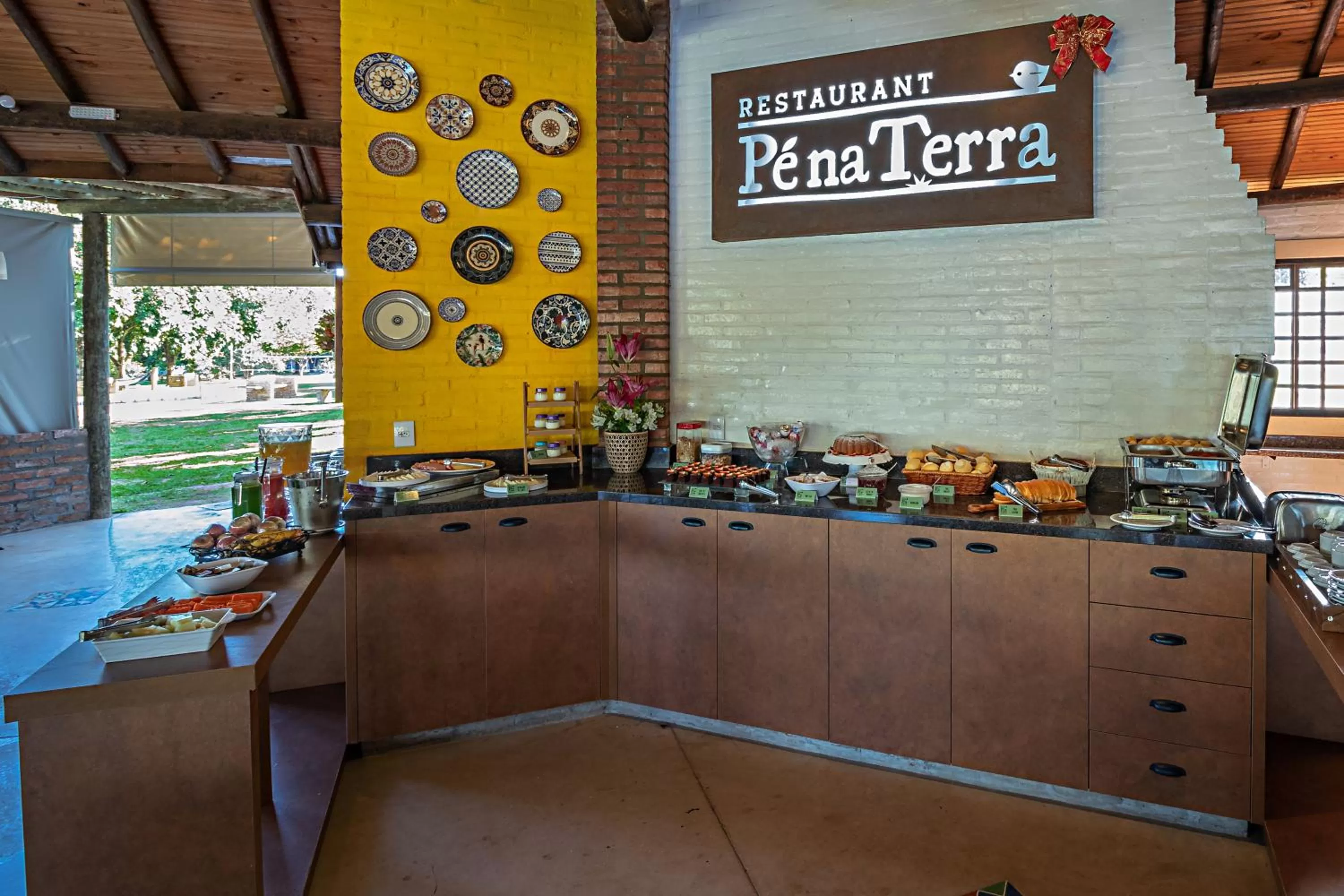 Breakfast in Pousada Pé na Terra