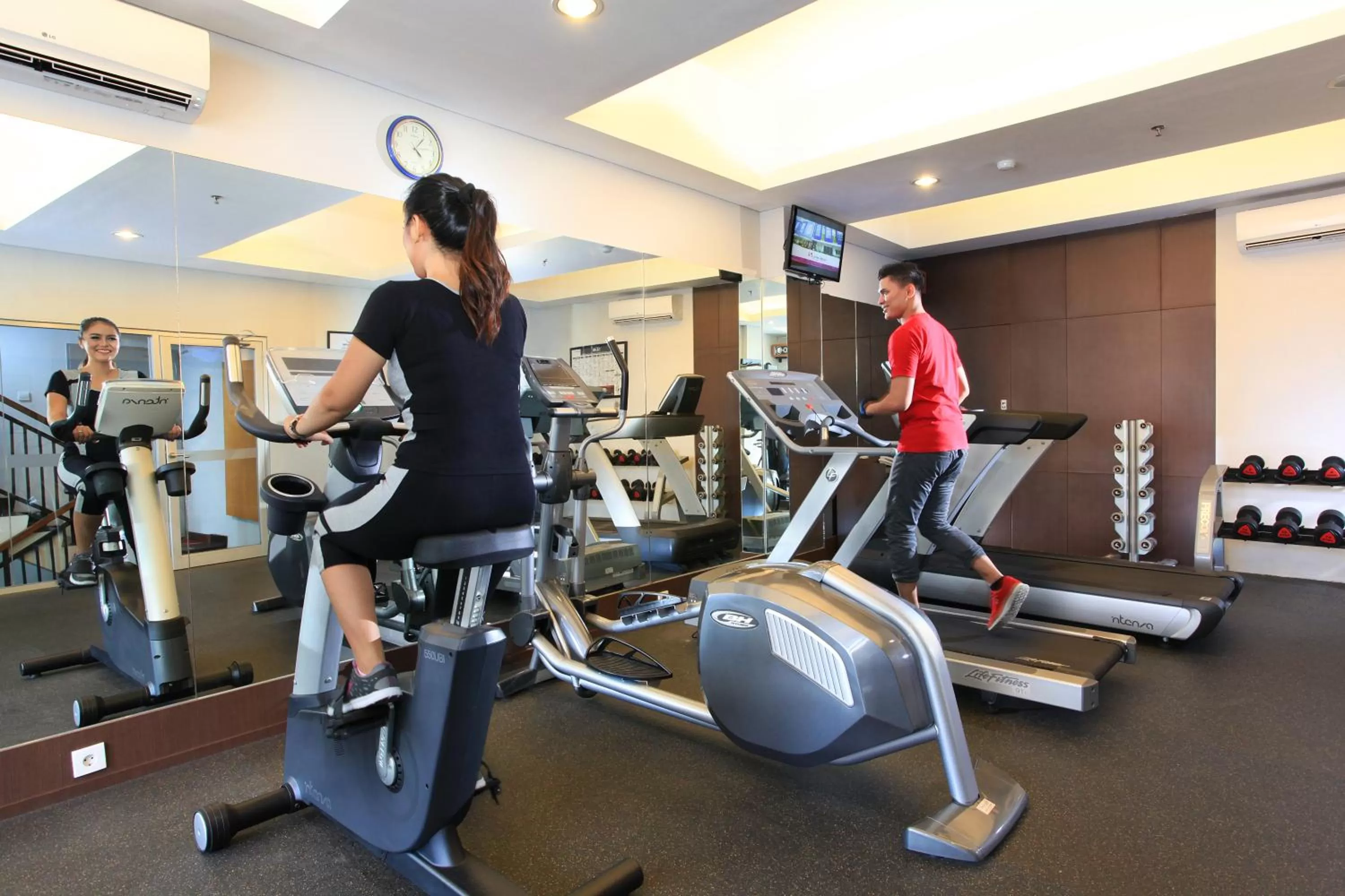 Fitness centre/facilities in Swiss-Belinn Balikpapan