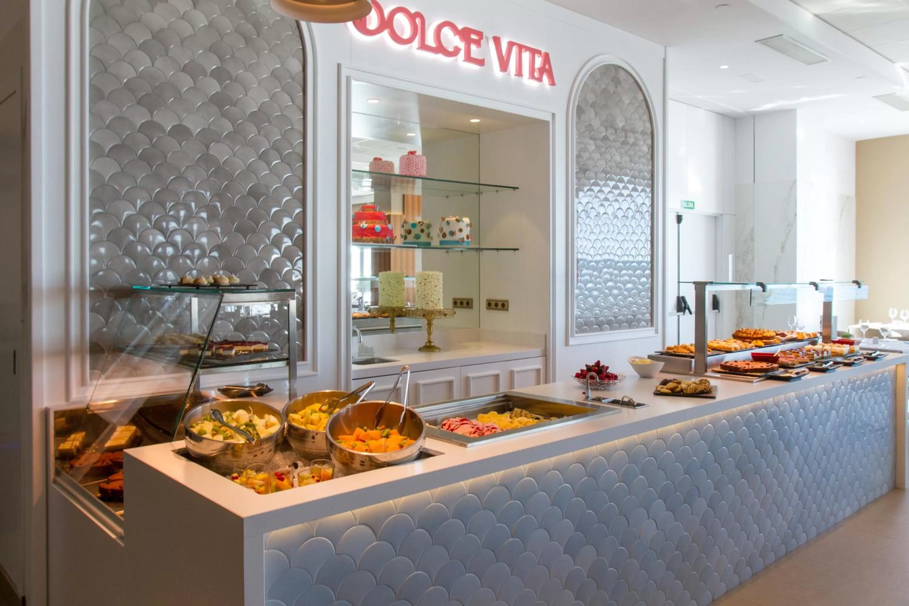 Restaurant/places to eat in SOLYMAR Gran Hotel