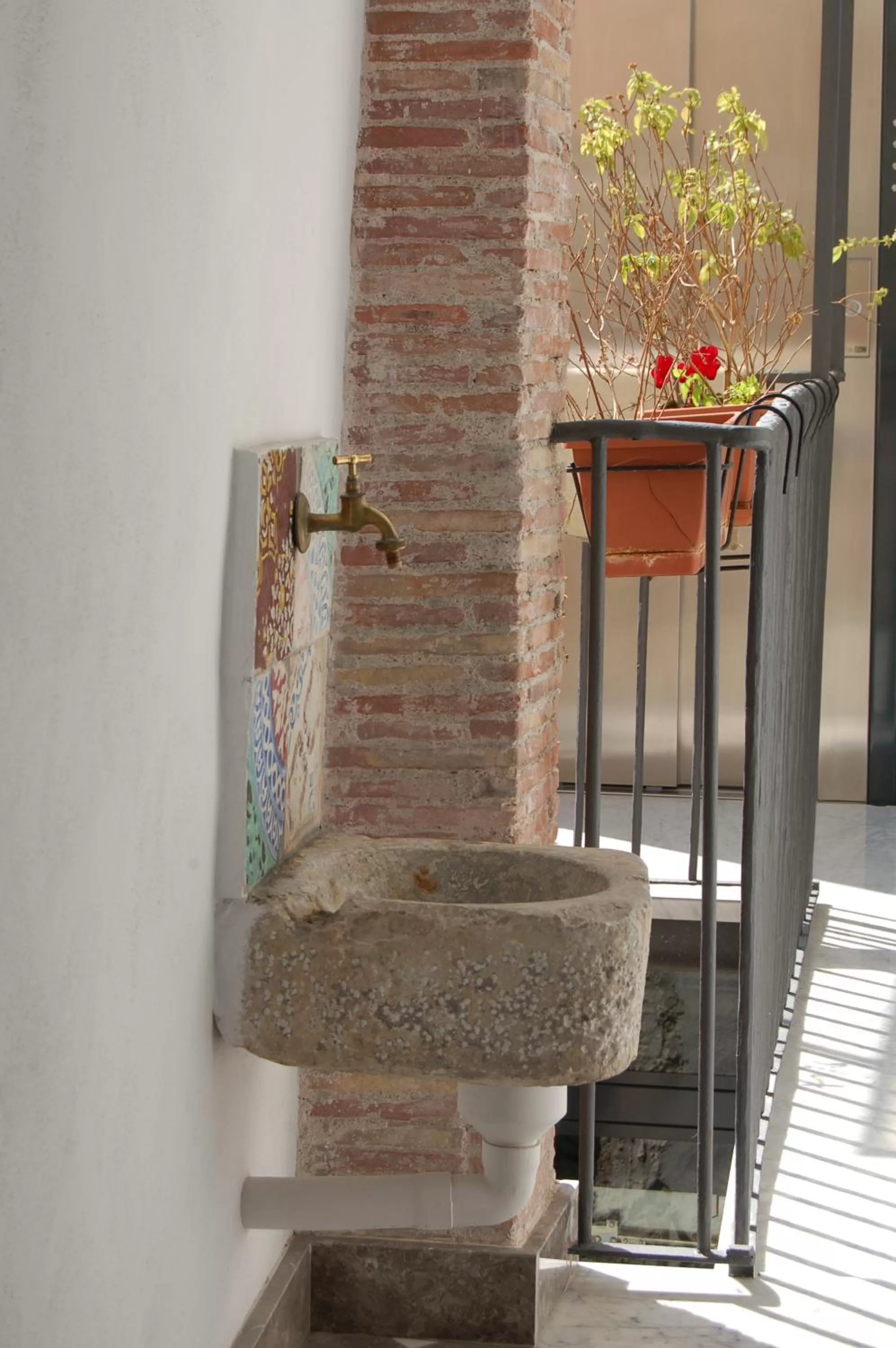 Decorative detail in Federico Secondo B&B