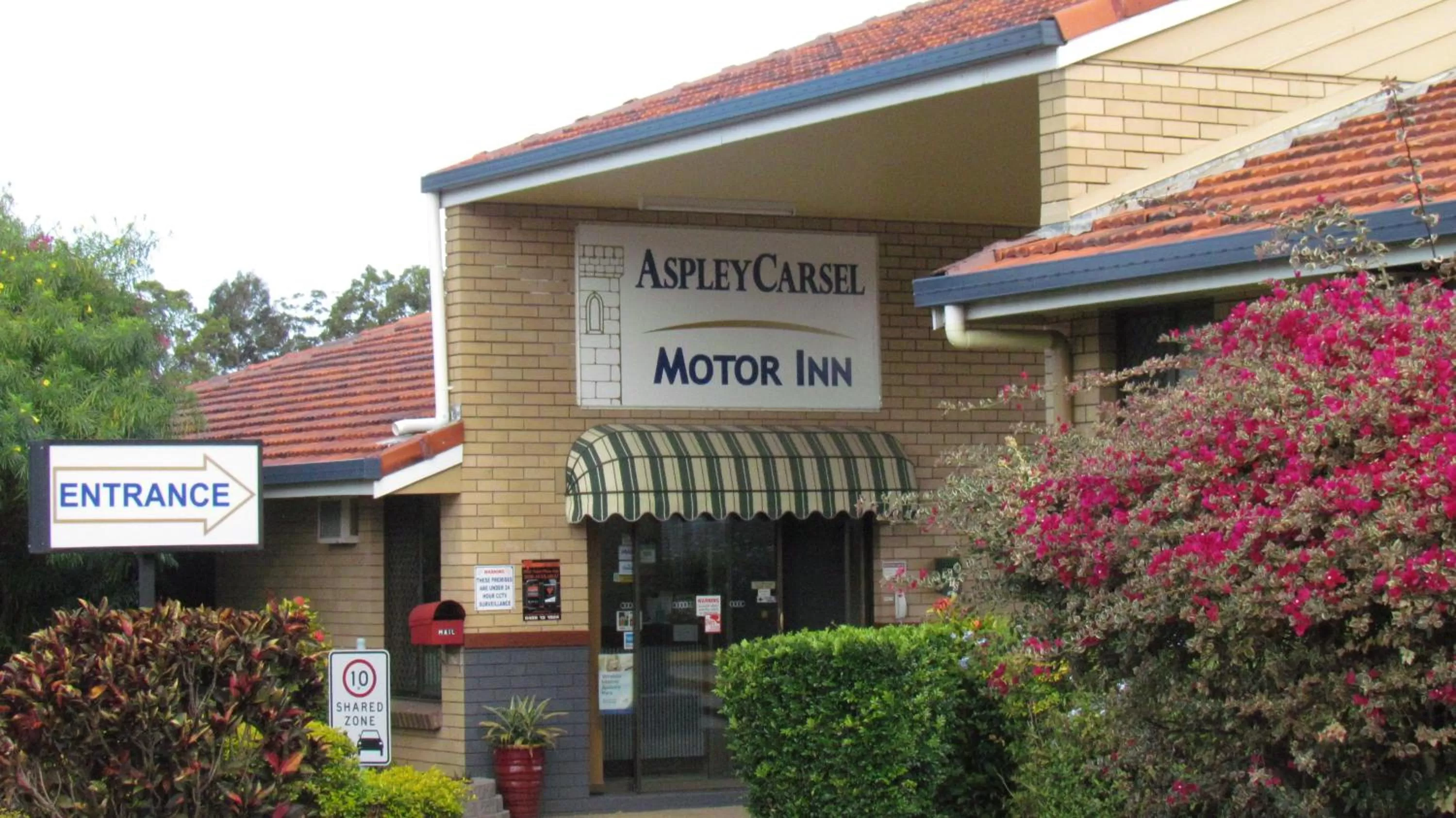 Facade/entrance in Aspley Carsel Motor Inn