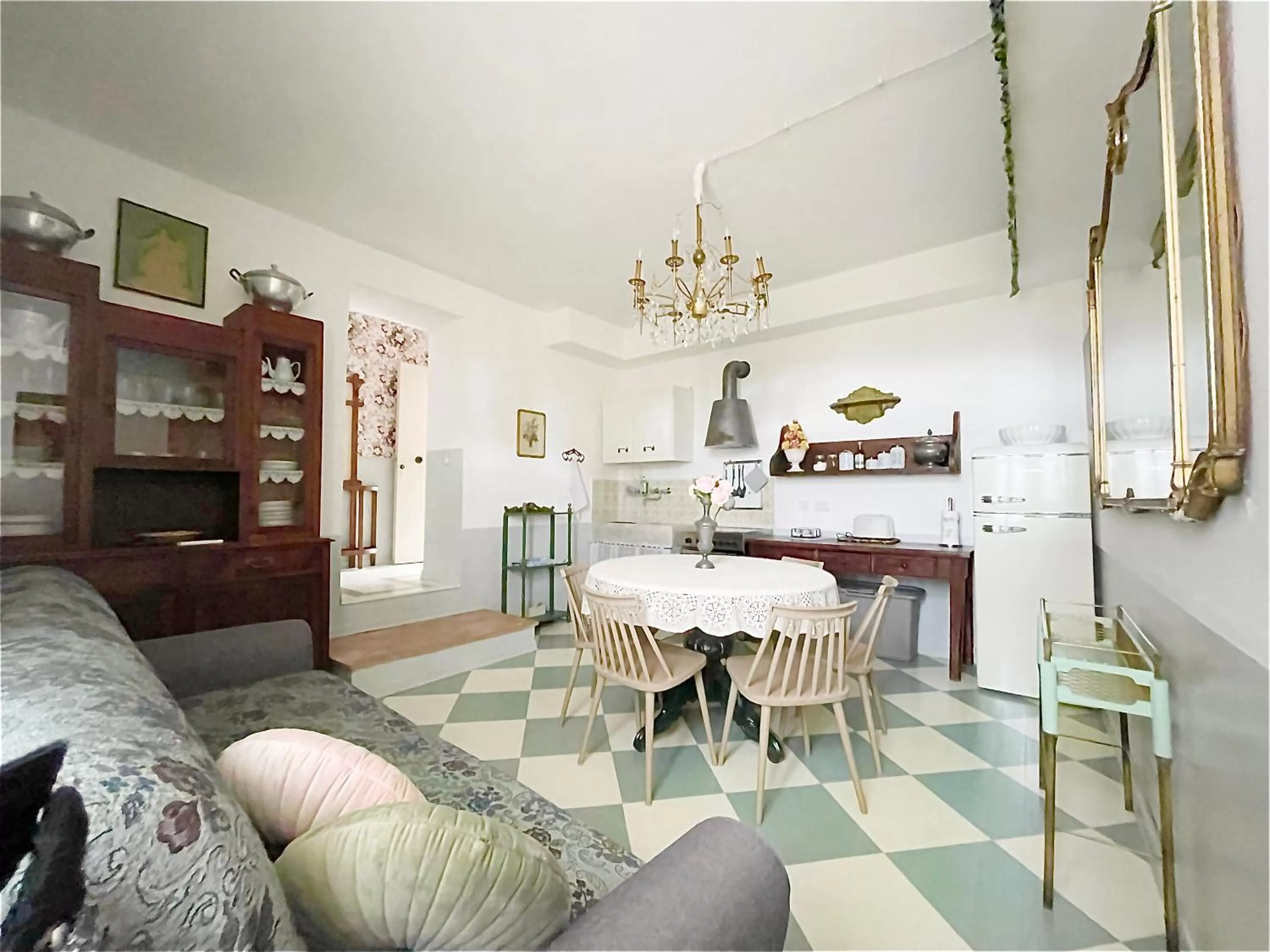 Dining area in Mapepa Village apartments
