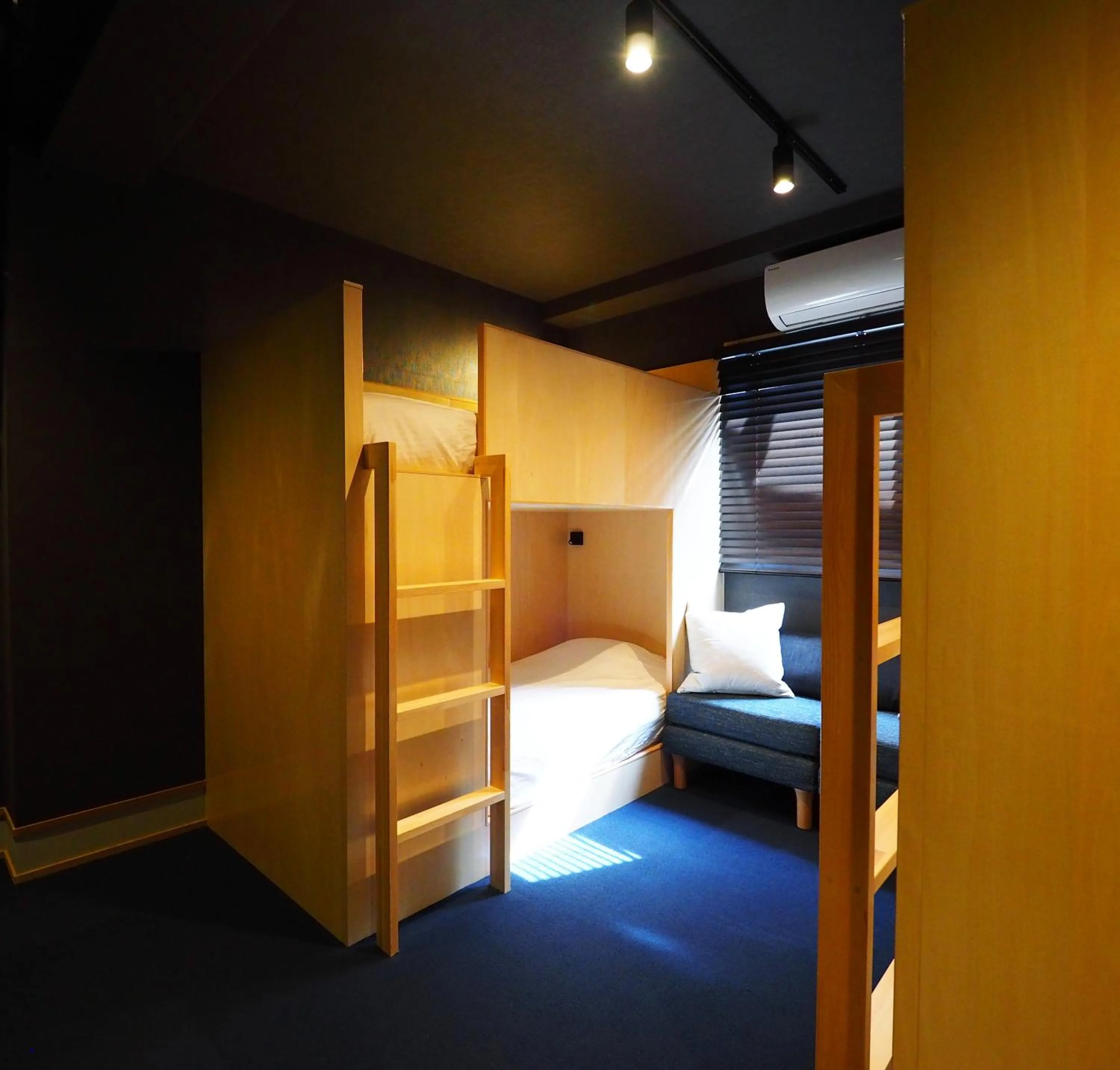 bunk bed, Bed in Yumoto Station Hotel MIRAHAKONE