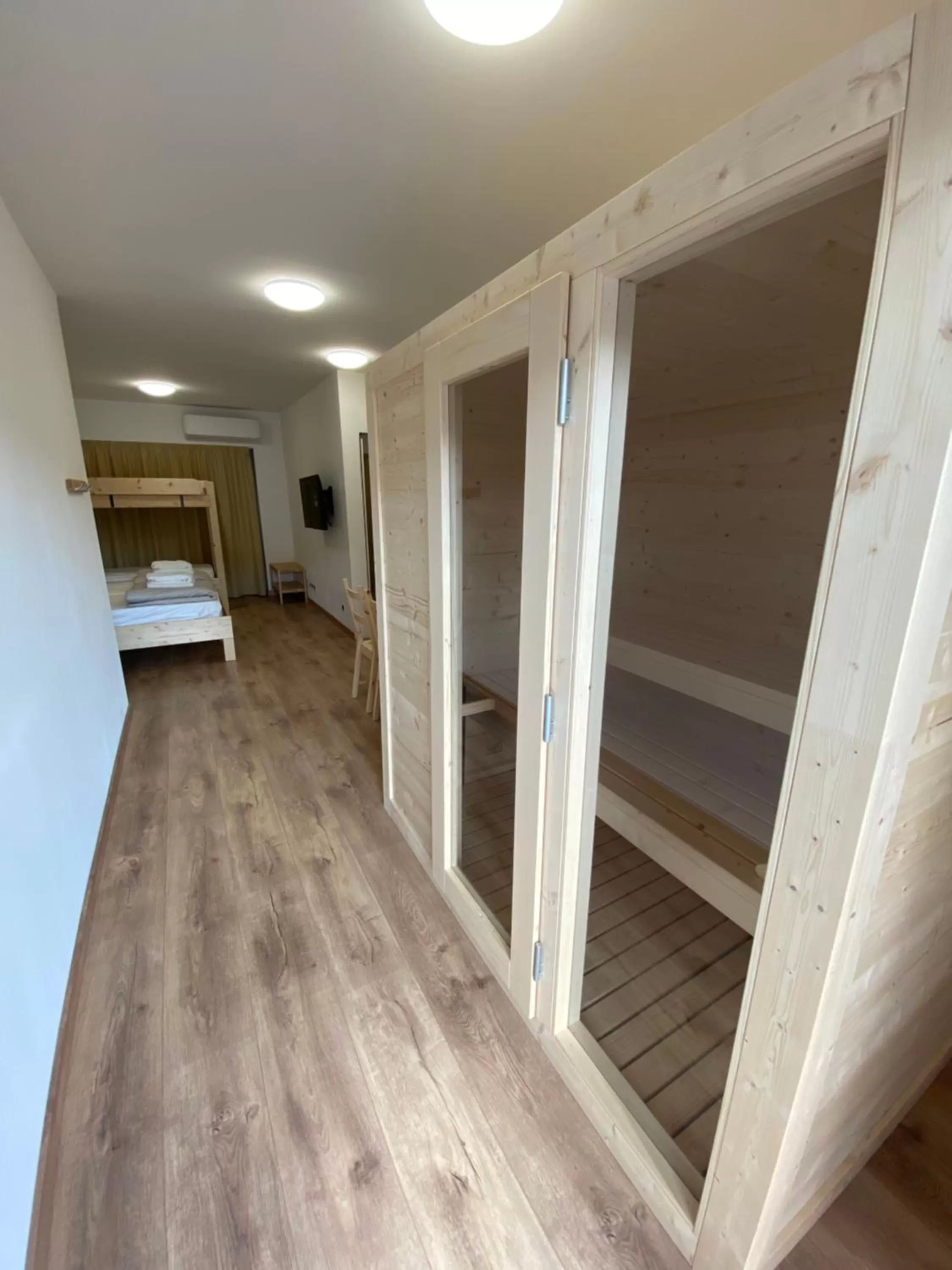 Sauna, Bed in Sky Garden & Wellness R.